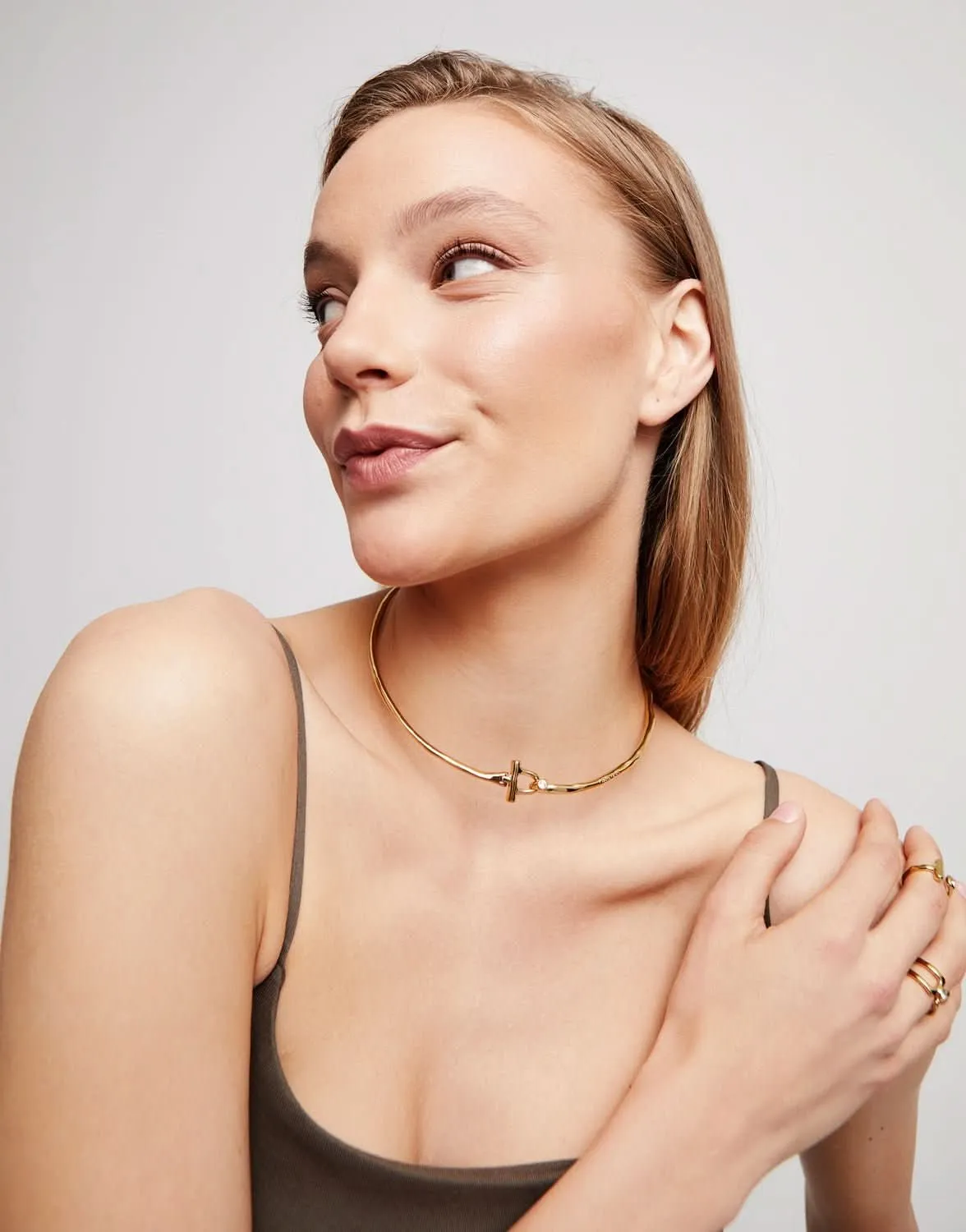18k Gold Plated Ser Indomable White Necklace COL1938BLNORO0 Unode50 Jewelry And Accessories