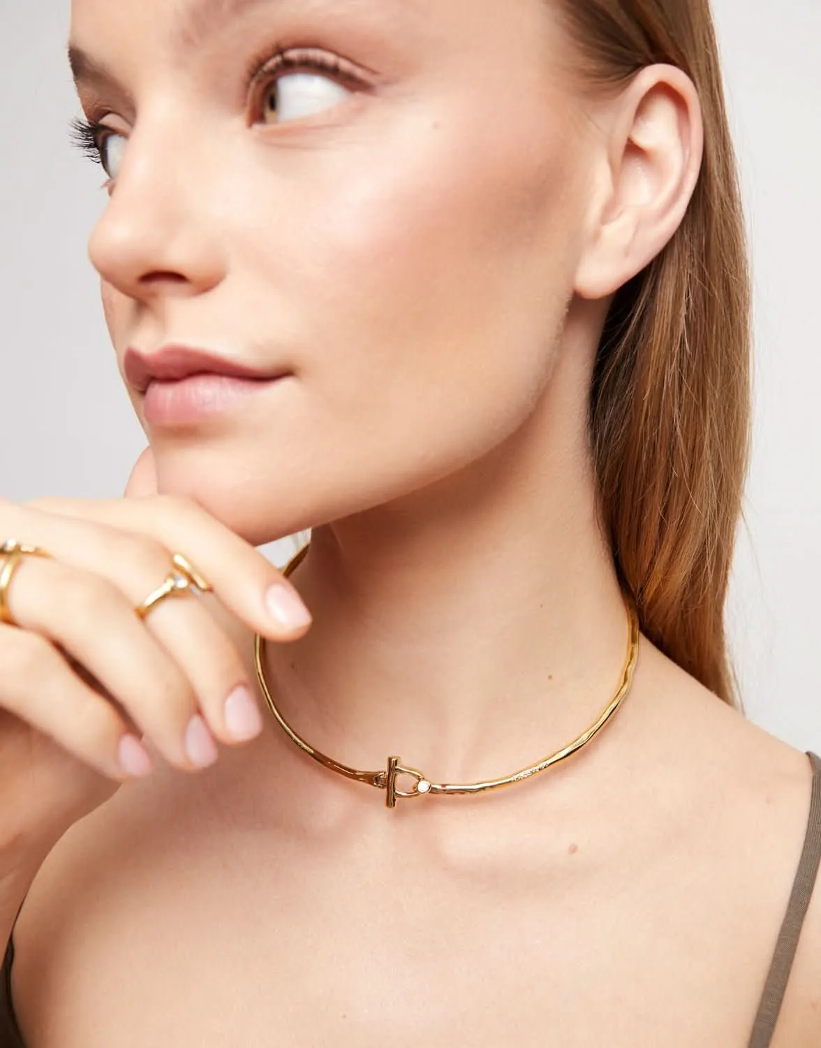 18k Gold Plated Ser Indomable White Necklace COL1938BLNORO0 Unode50 Jewelry And Accessories