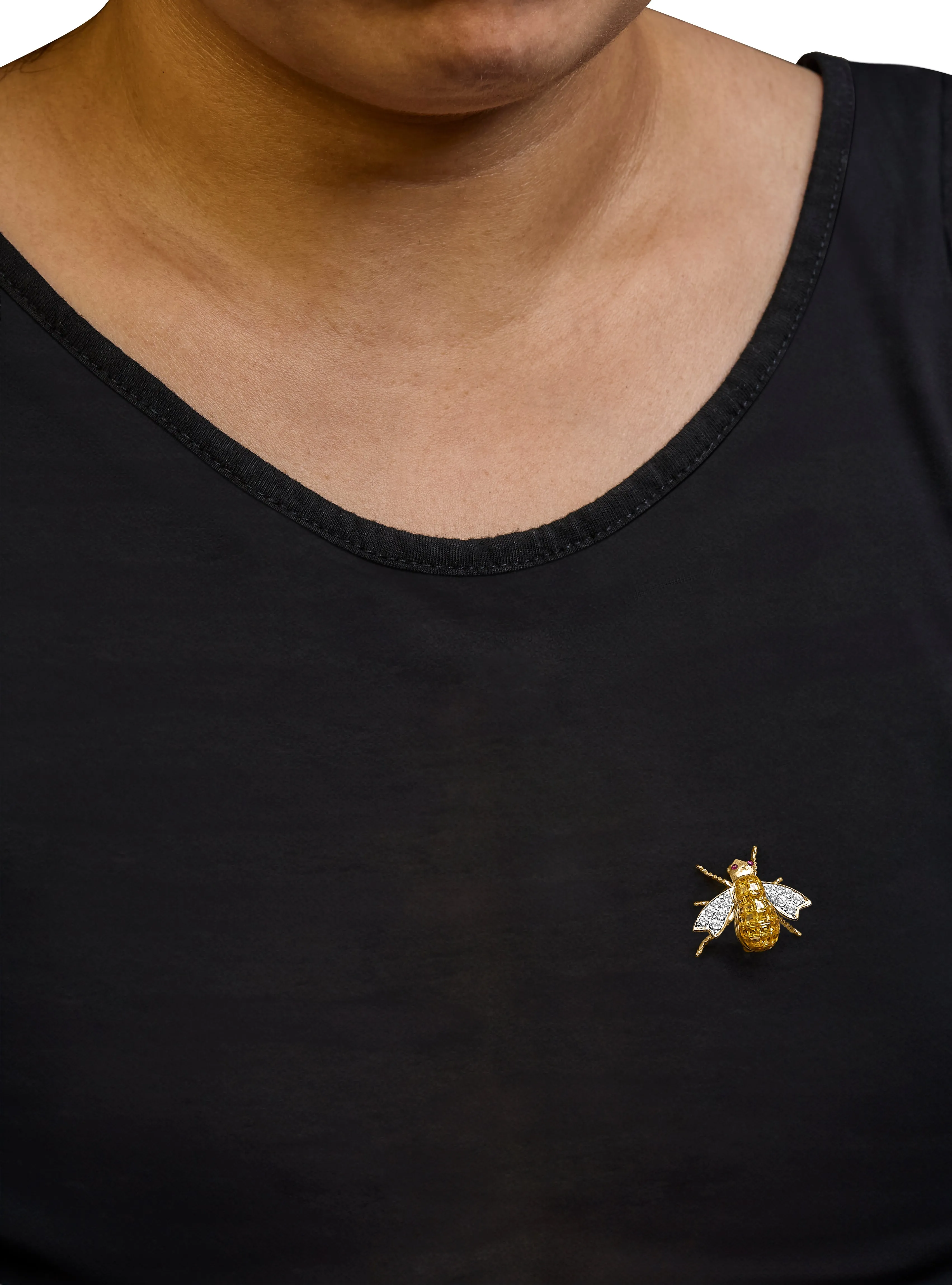 18K Yellow Gold 3/8 Cttw Diamond and 5 1/3 Cttw Yellow Sapphire Bumblebee Brooch Pin