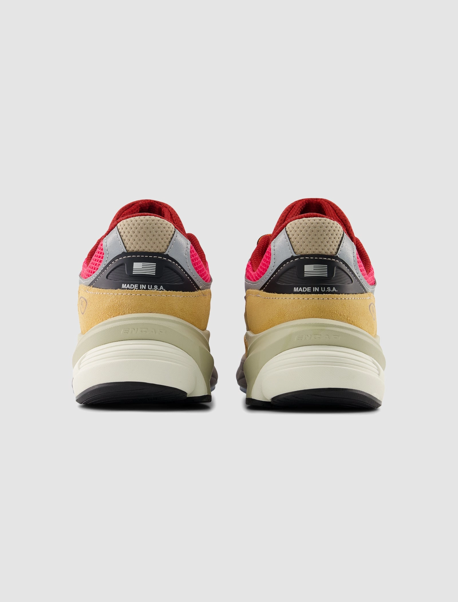 ACTION BRONSON X 990 V6 "HI PINK" Nike Air Max 1