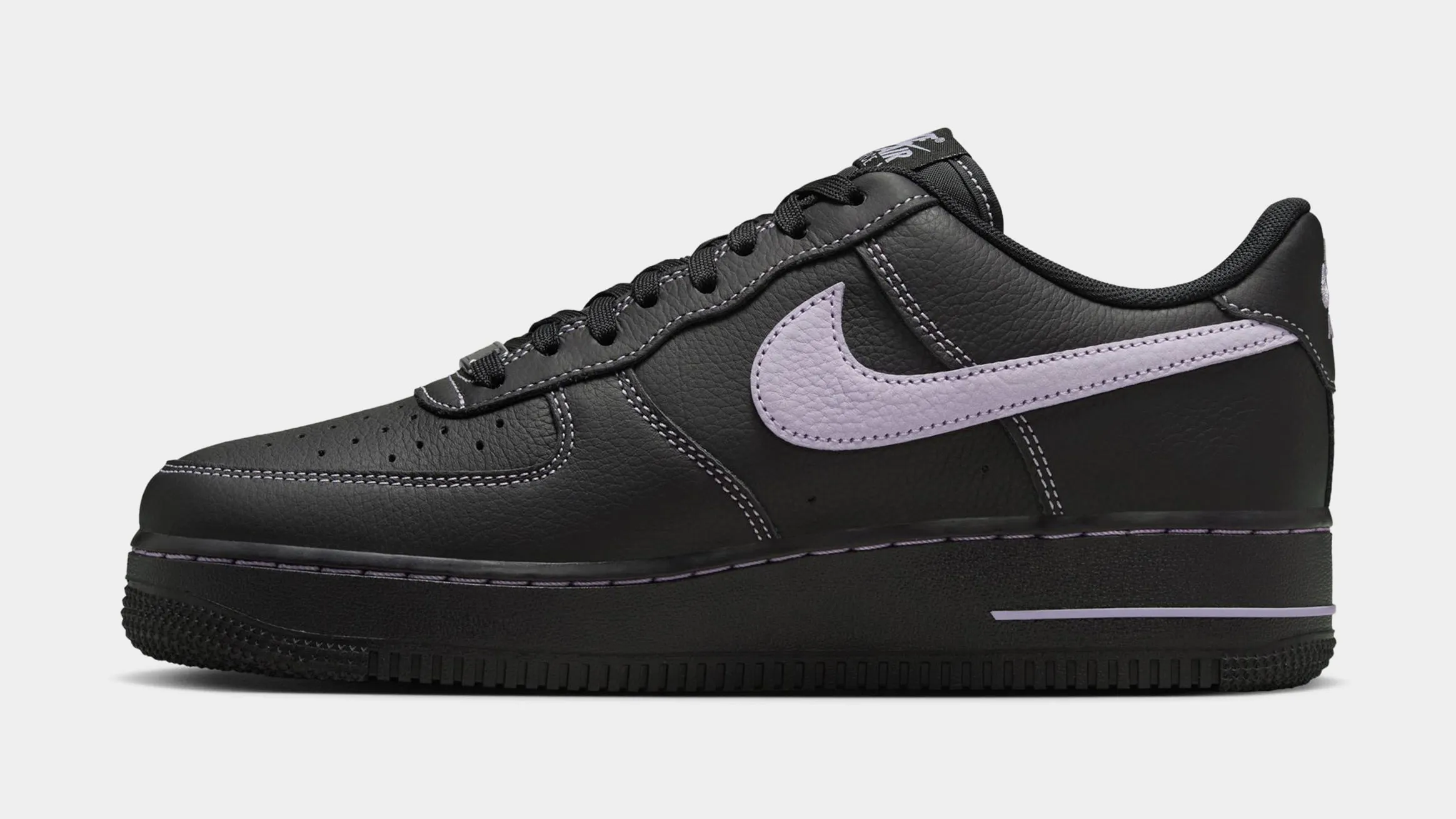 Air Force 1 '07 LV8 Mens Lifestyle Shoes (Black/Hydrangeas) Nike Max 95 versions