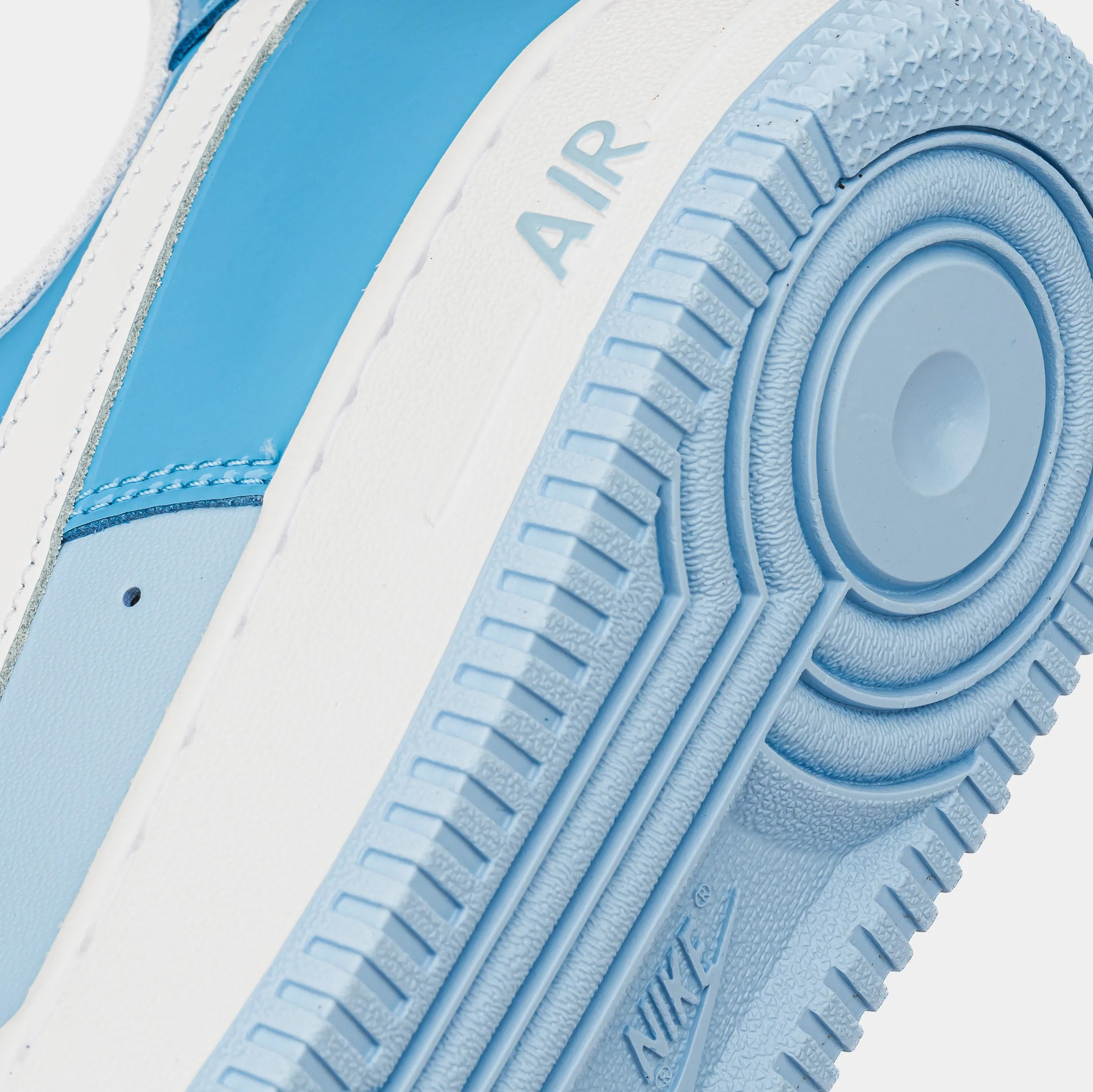 Air Force 1 '07 Mens Basketball Shoes (Blue/Blue/White) Nike Max 95 versions