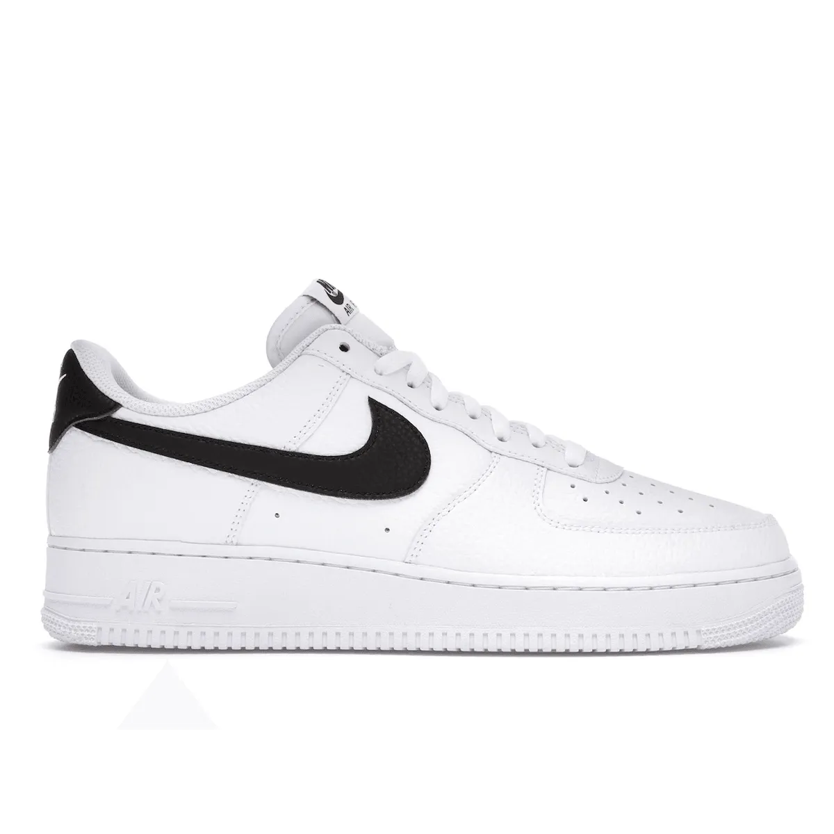 Air Force 1 07 White Black Pebbled Leather Nike Air Force 1 heritage shoes for everyday wear