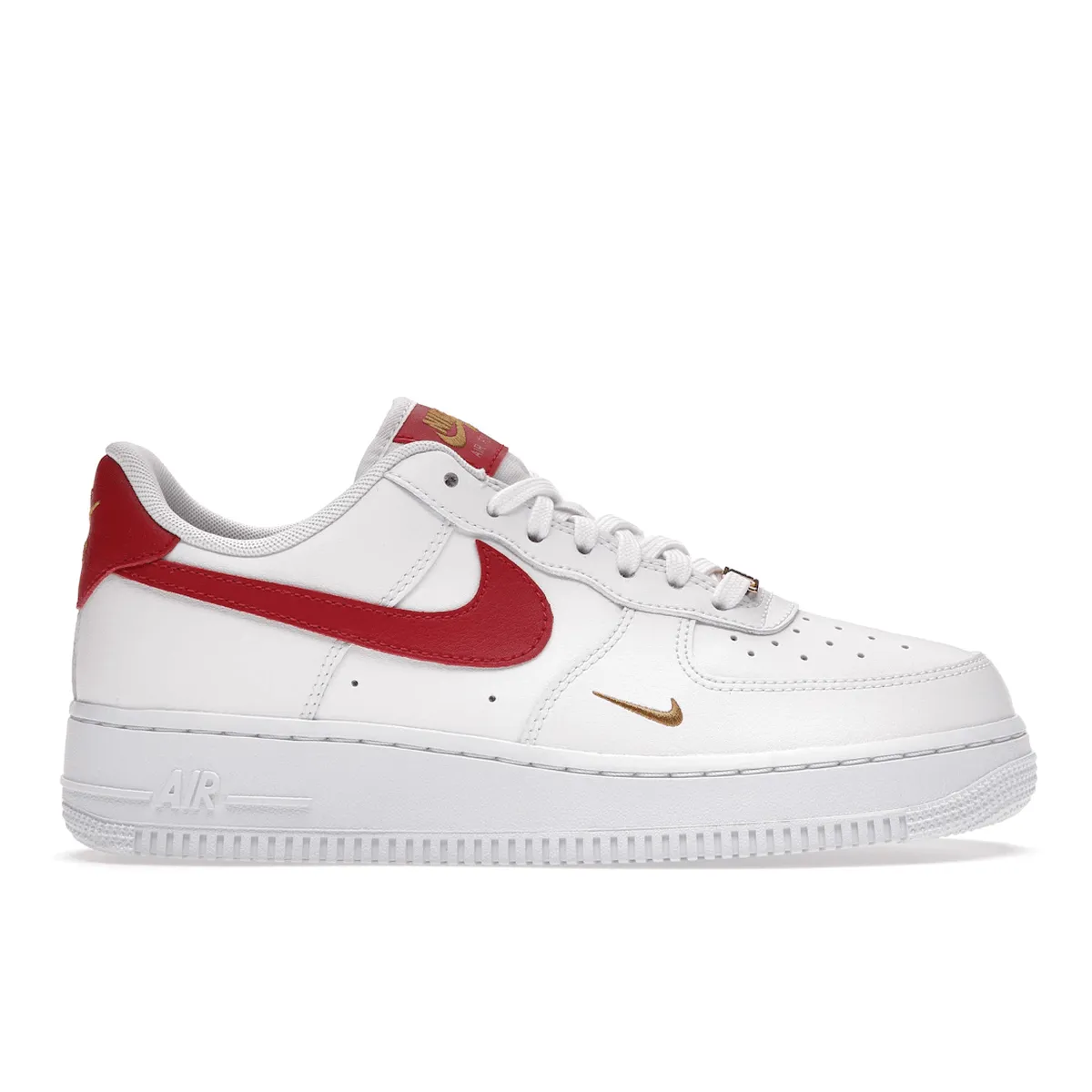 Air Force 1 Essential Gym Red Nike Air Force 1 heritage shoes for everyday wear