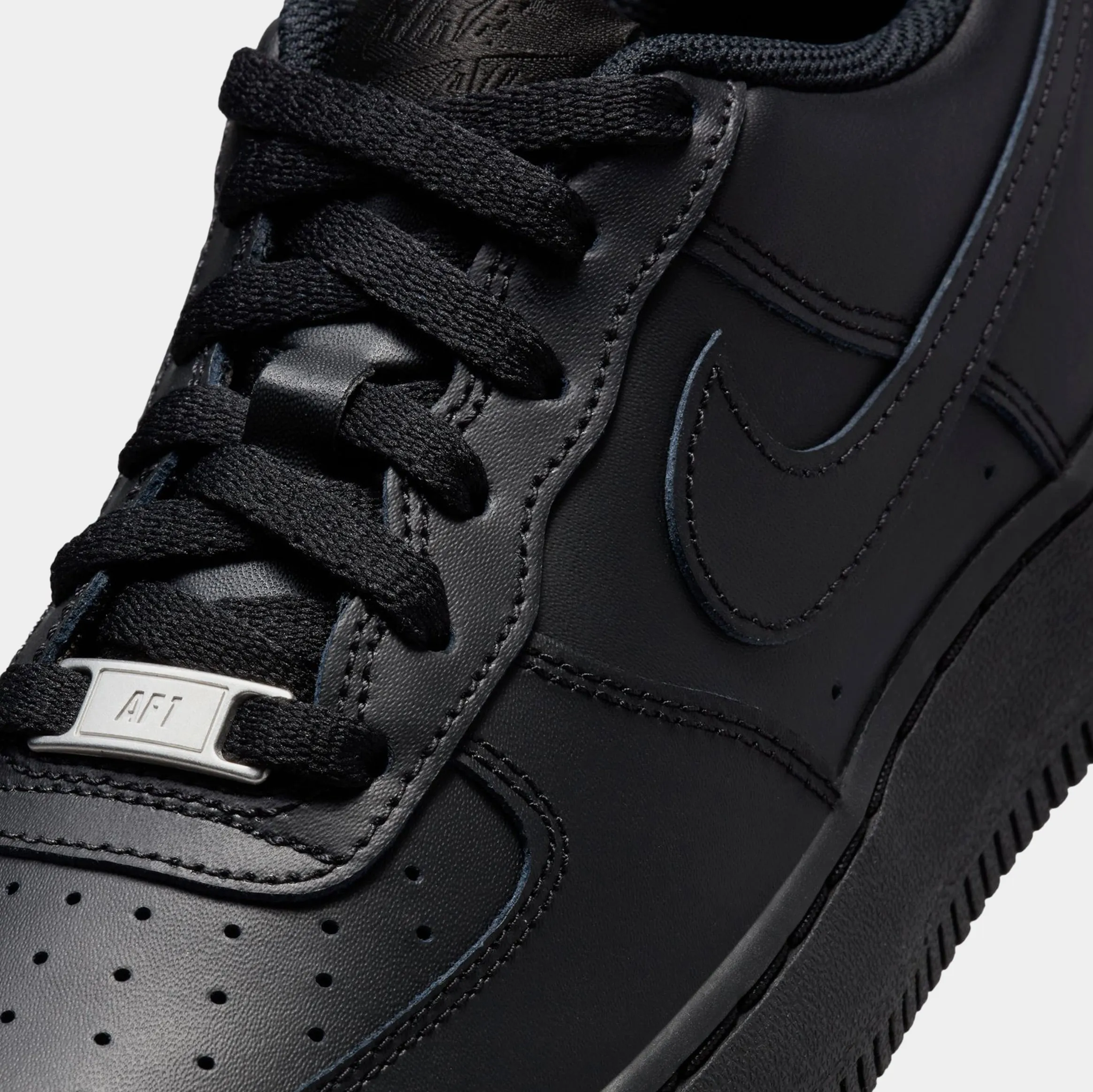 Air Force 1 LE Low Grade School Lifestyle Shoes (Black) Nike Max 95 versions