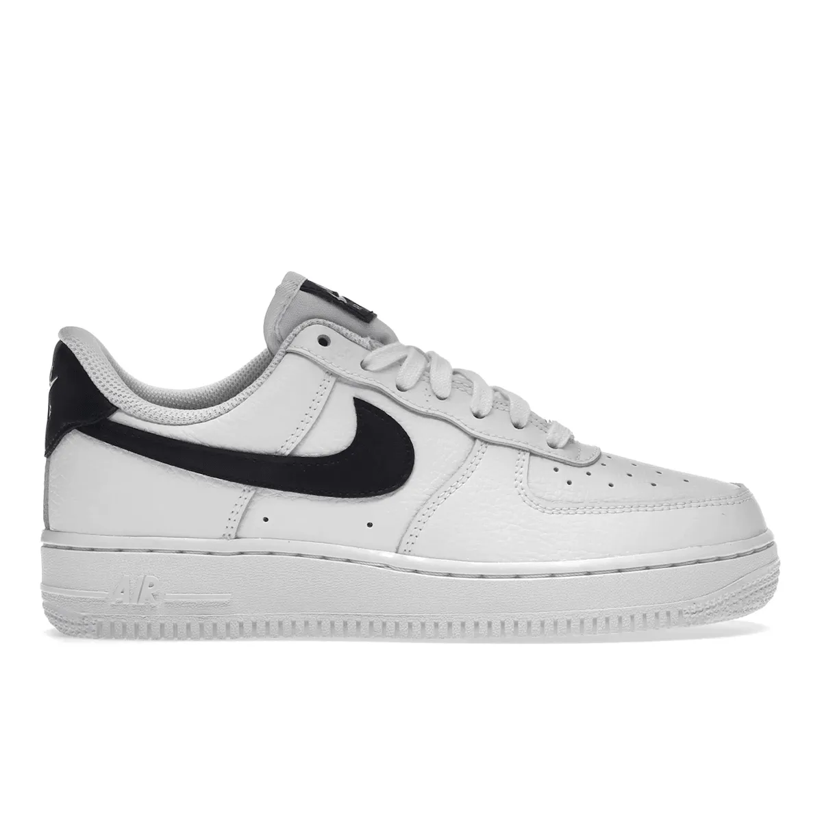 Air Force 1 Low 07 White Black Nike Air Force 1 heritage shoes for everyday wear