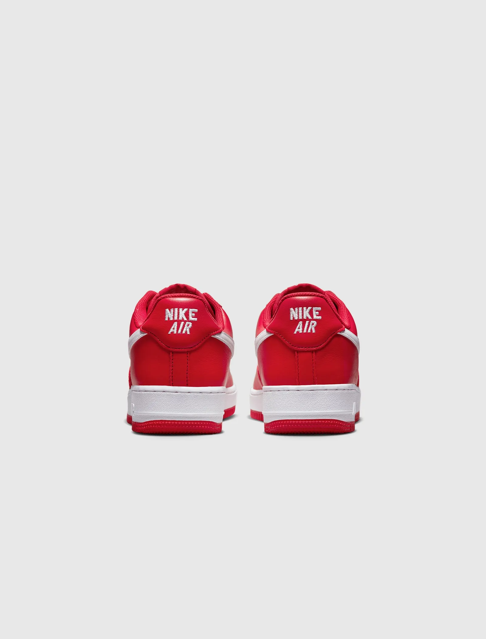 AIR FORCE 1 LOW RETRO COLOR OF THE MONTH "UNIVERSITY RED/WHITE" Nike sports sneakers