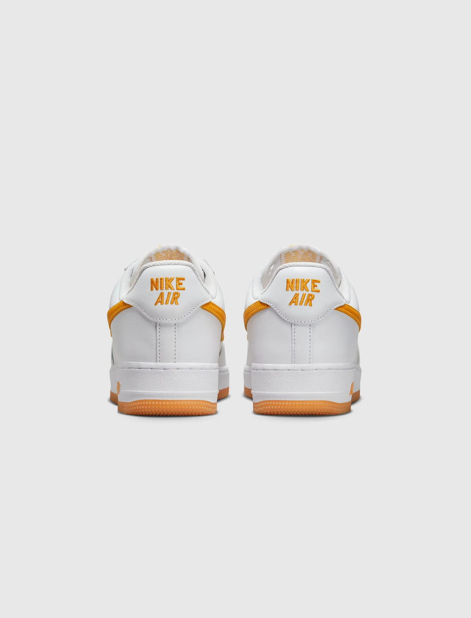 AIR FORCE 1 LOW WATERPROOF "UNIVERSITY GOLD" Nike sports sneakers