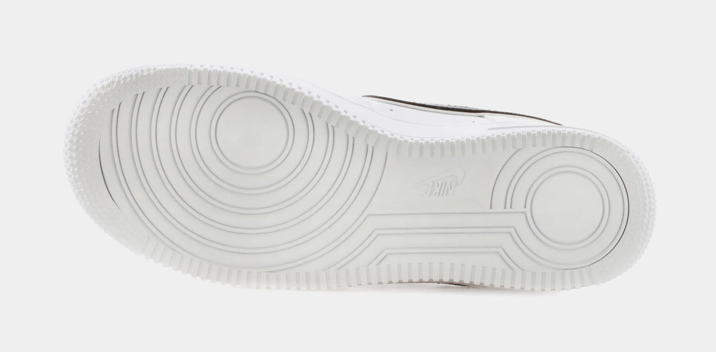 Air Force 1 LV8 Grade School Lifestyle Shoe (White/Gold) Nike Max 95 versions