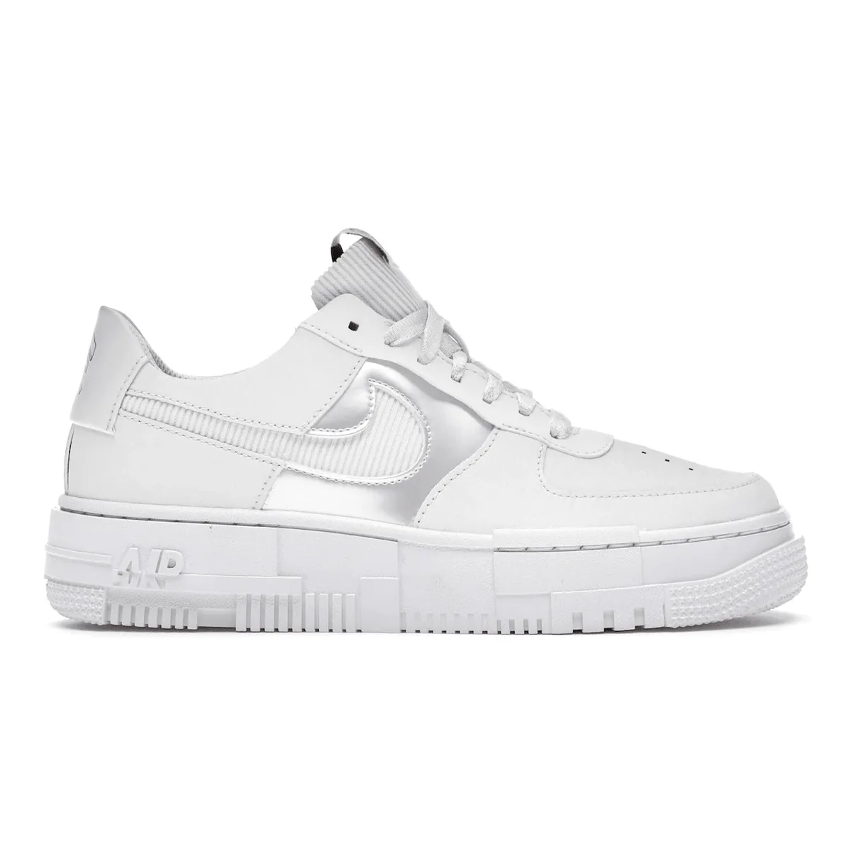 Air Force 1 Pixel Gold Chain Nike Air Force 1 heritage shoes for everyday wear