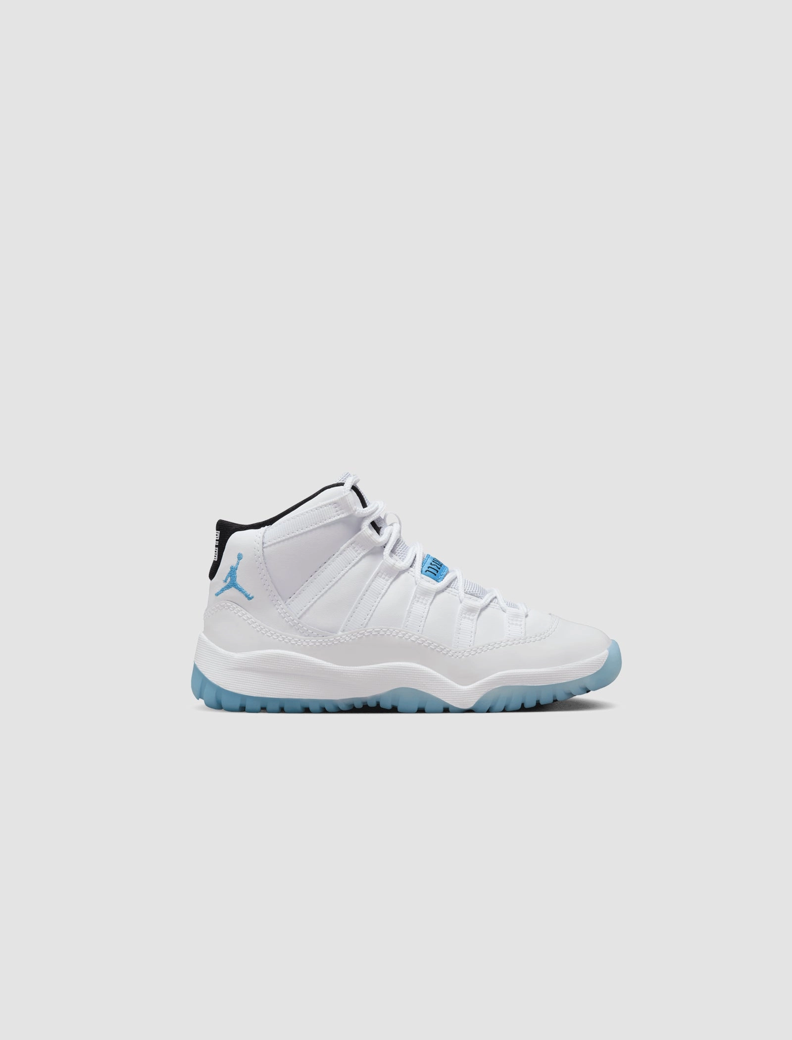 AIR JORDAN 11 RETRO "LEGEND BLUE" PS Iconic Air Jordan streetwear sneakers