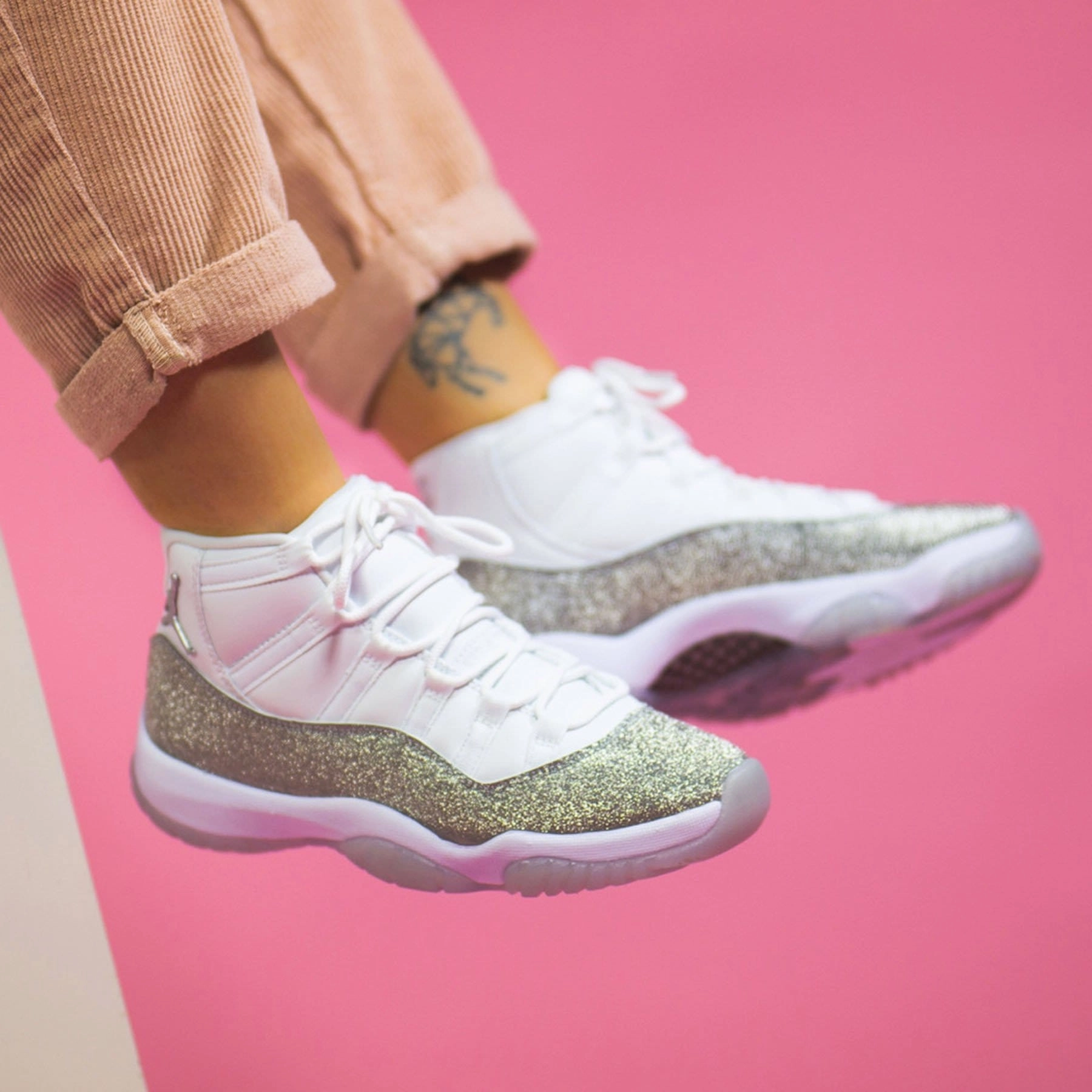 Air Jordan 11 Wmns Retro 'Vast Grey' Air Jordan 1 classic sneakers
