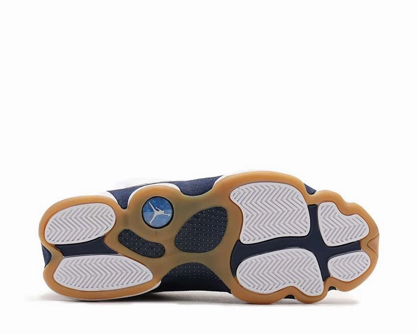 Air Jordan 13 Retro "Midnight Navy" Timeless hoop footwear