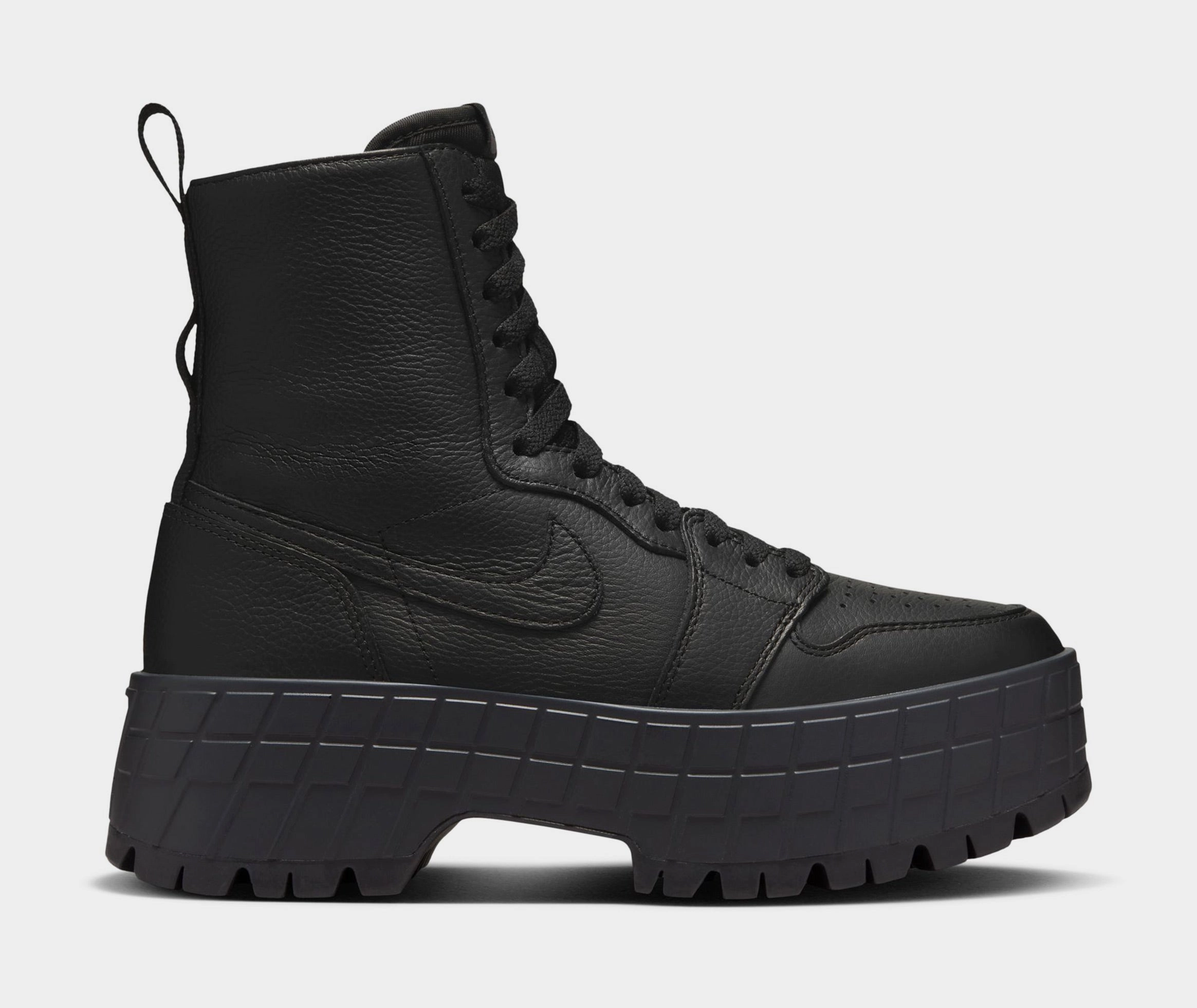 Air Jordan 1 Brooklyn Womens Lifestyle Shoes (Black) Air Jordan 1 classic shoes for streetwear looks