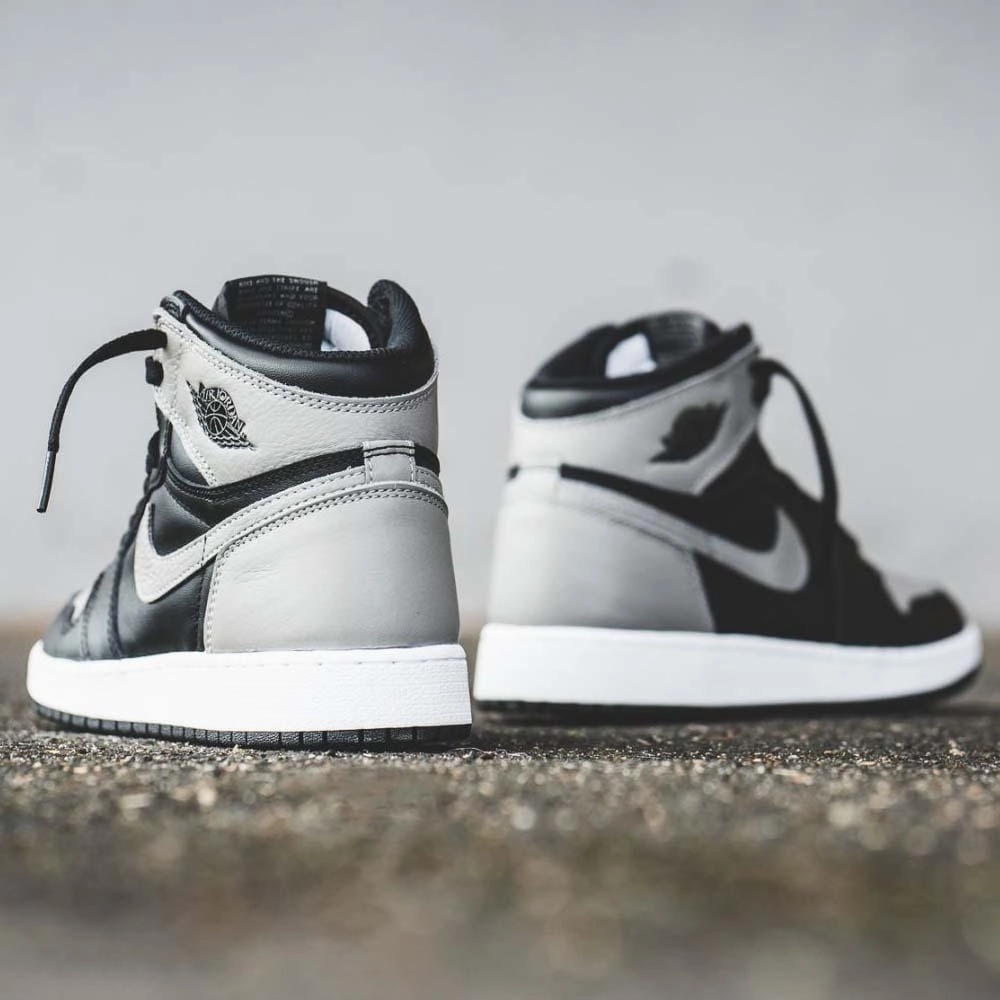 Air Jordan 1 GS Retro High OG "Shadow Grey" Air Jordan 1 vintage style sneakers