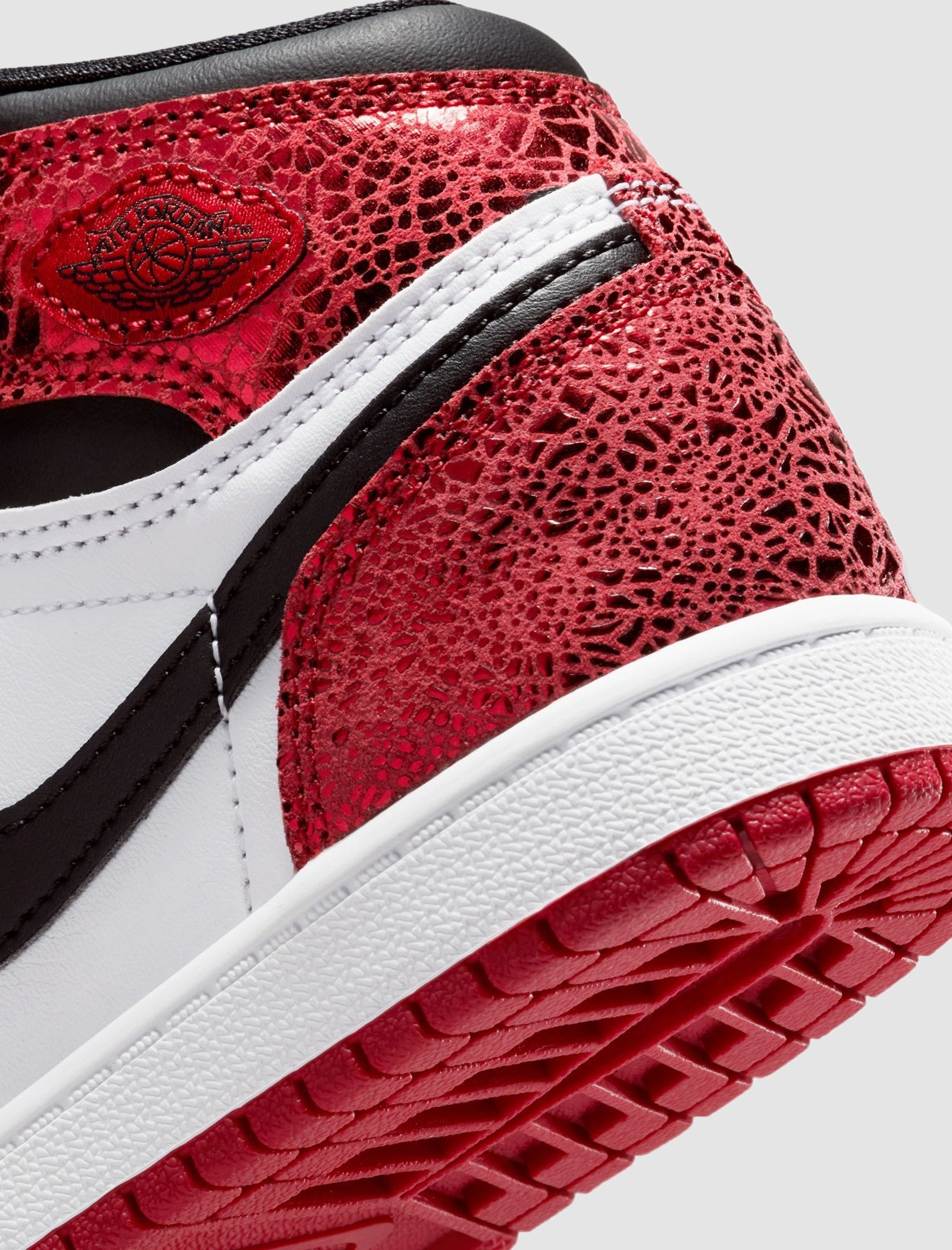 AIR JORDAN 1 HI OG "VARSITY RED" PS Retro basketball lifestyle shoes