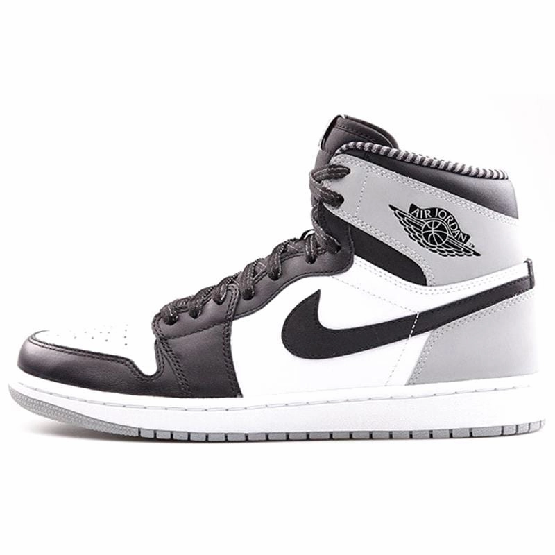 Air Jordan 1 High Barons Air Jordan 1 High classic sneakers with premium finish