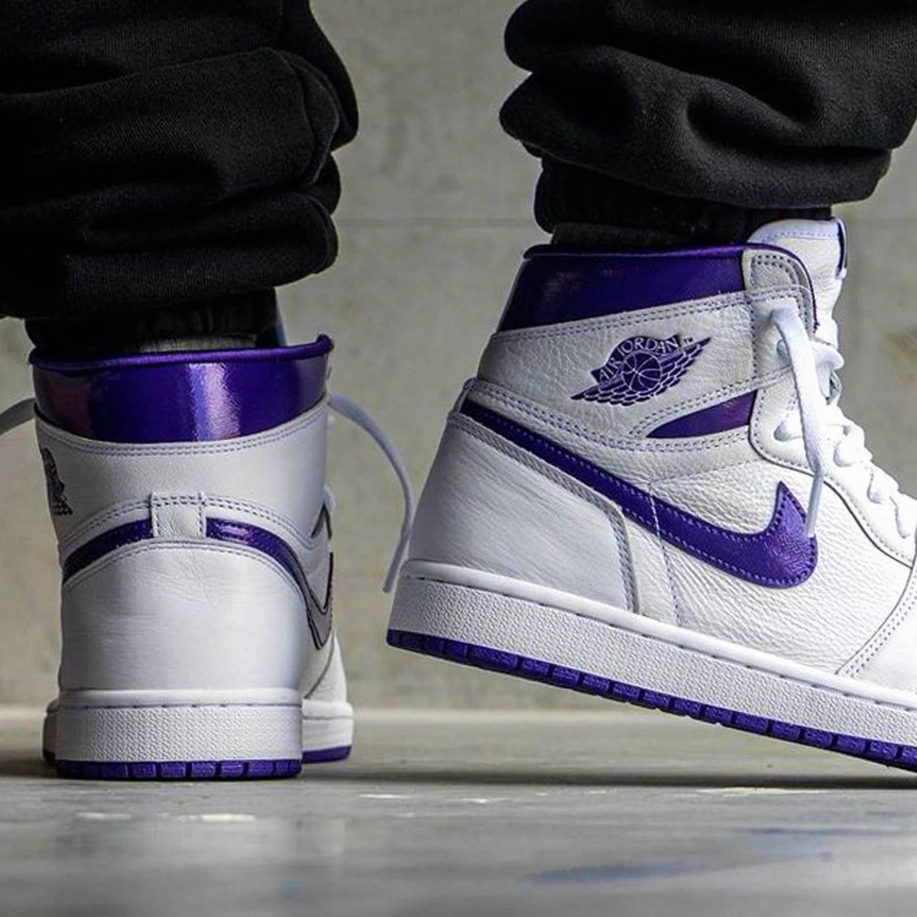 Air Jordan 1 High OG Wmns 'Court Purple' Air Jordan 1 vintage style sneakers