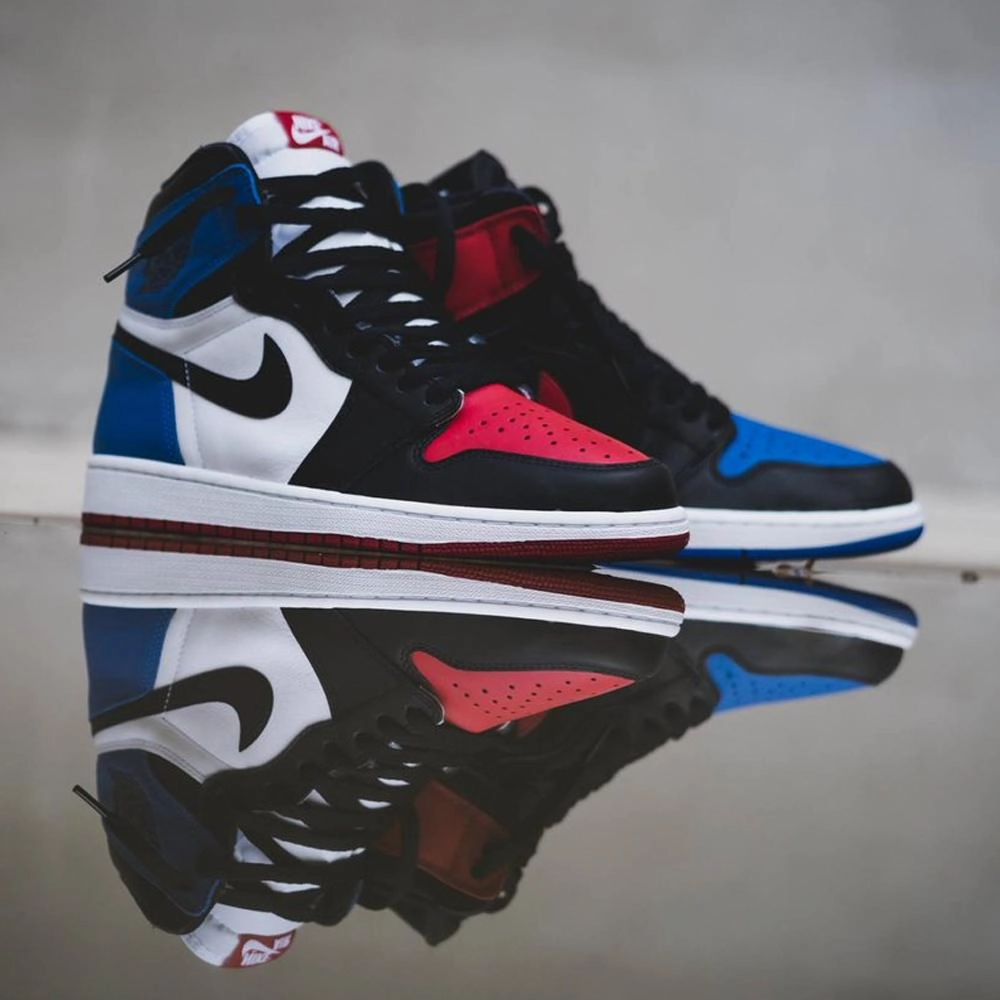 Air Jordan 1 High Retro Top 3 Air Jordan 1 vintage style sneakers