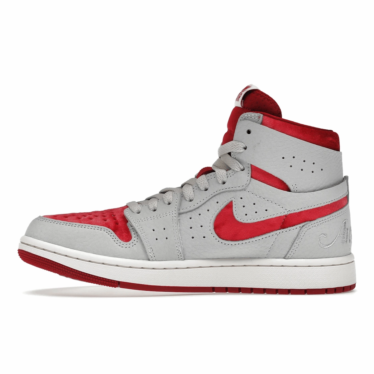 Air Jordan 1 High Zoom Air CMFT 2 Valentine's Day High-cut throwback trainers
