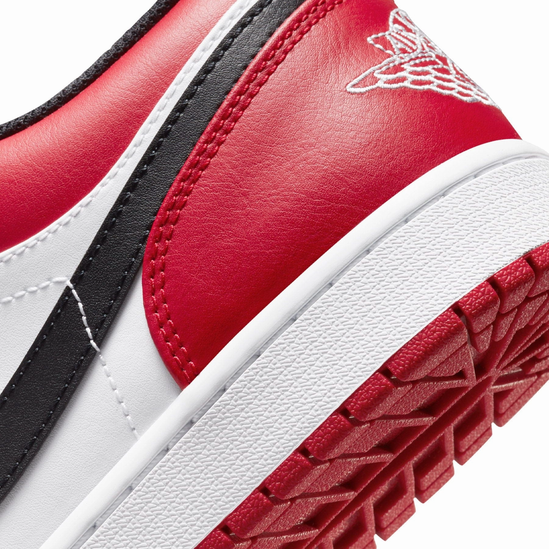 Air Jordan 1 Low 'Bred Toe' Air Jordan 1 vintage style sneakers