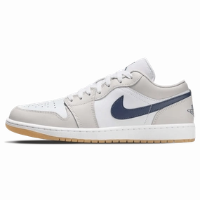 Air Jordan 1 Low 'Georgetown' Air Jordan 1 sneakers with heritage court style