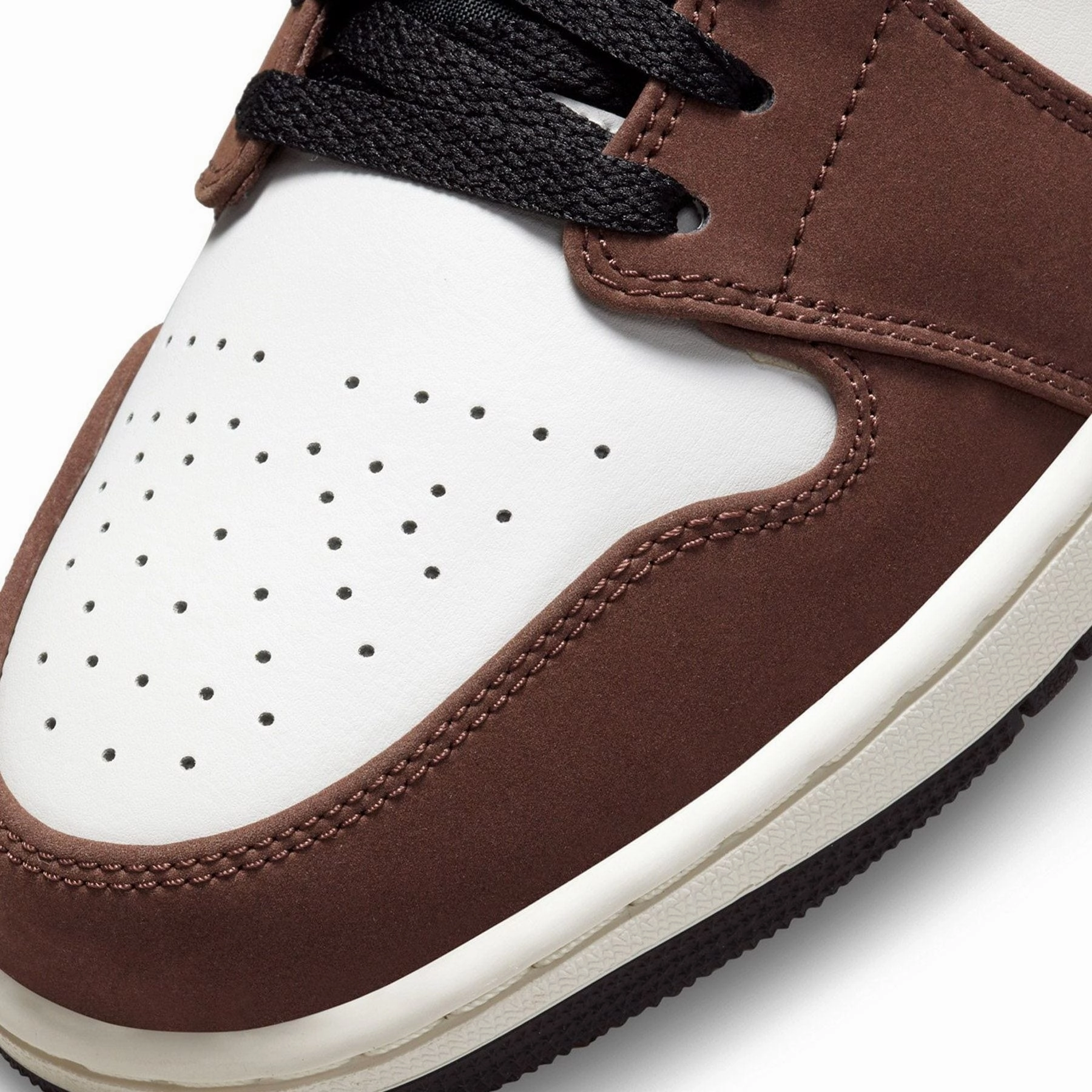Air Jordan 1 Low 'Mocha' Air Jordan 1 Low lifestyle shoes