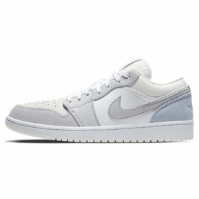 Air Jordan 1 Low 'Paris' Air Jordan 1 Low sneakers perfect for casual outfits