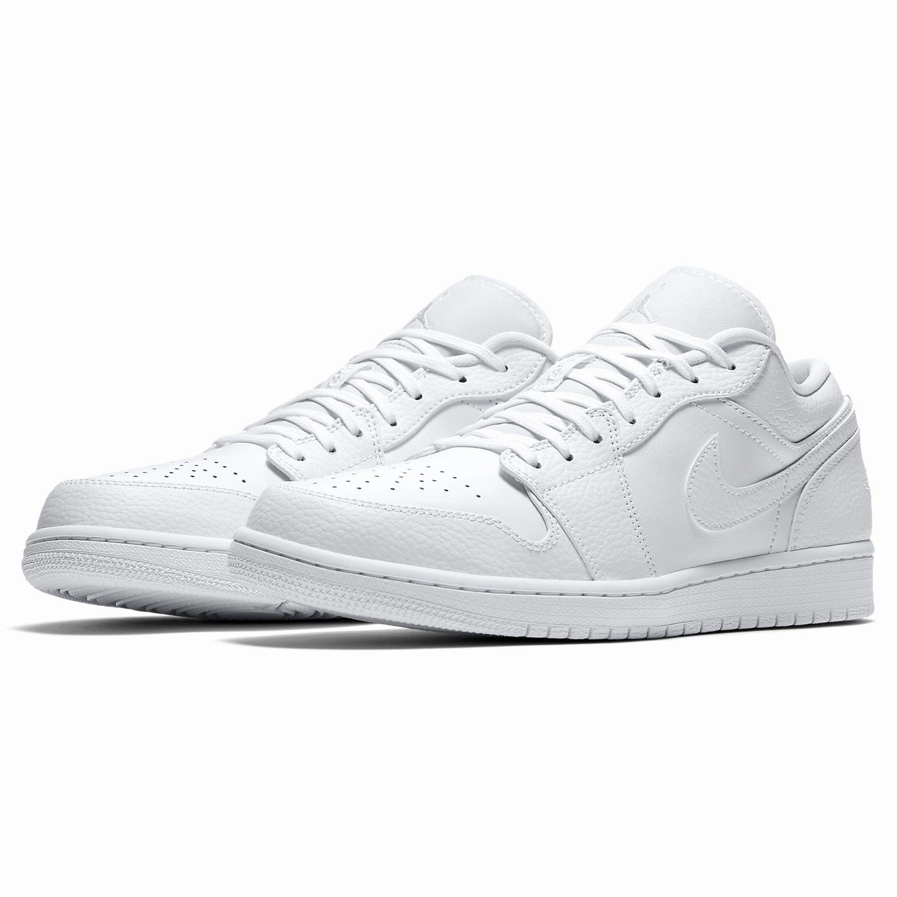 Air Jordan 1 Low 'Triple White' Air Jordan 1 vintage style sneakers