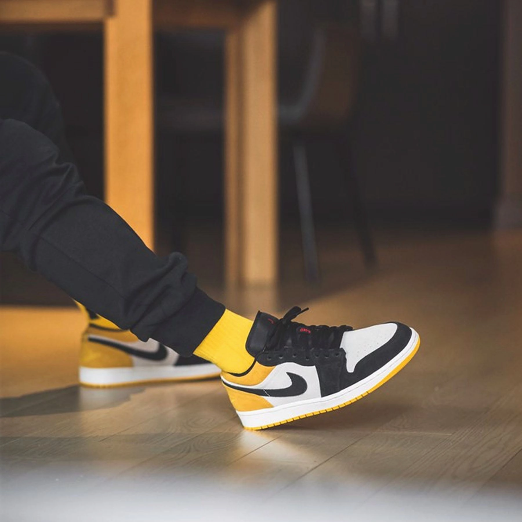 Air Jordan 1 Low 'University Gold' Air Jordan 1 Low lifestyle shoes