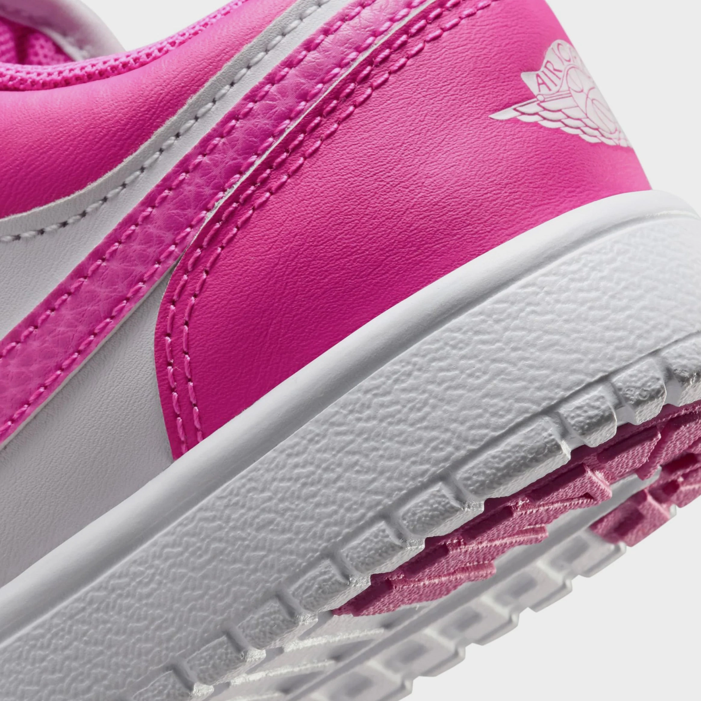 Air Jordan 1 Low Alt Fire Pink Preschool Lifestyle Shoes (Fire Pink/White/Iris Whisper) Air Jordan 1 original design shoes