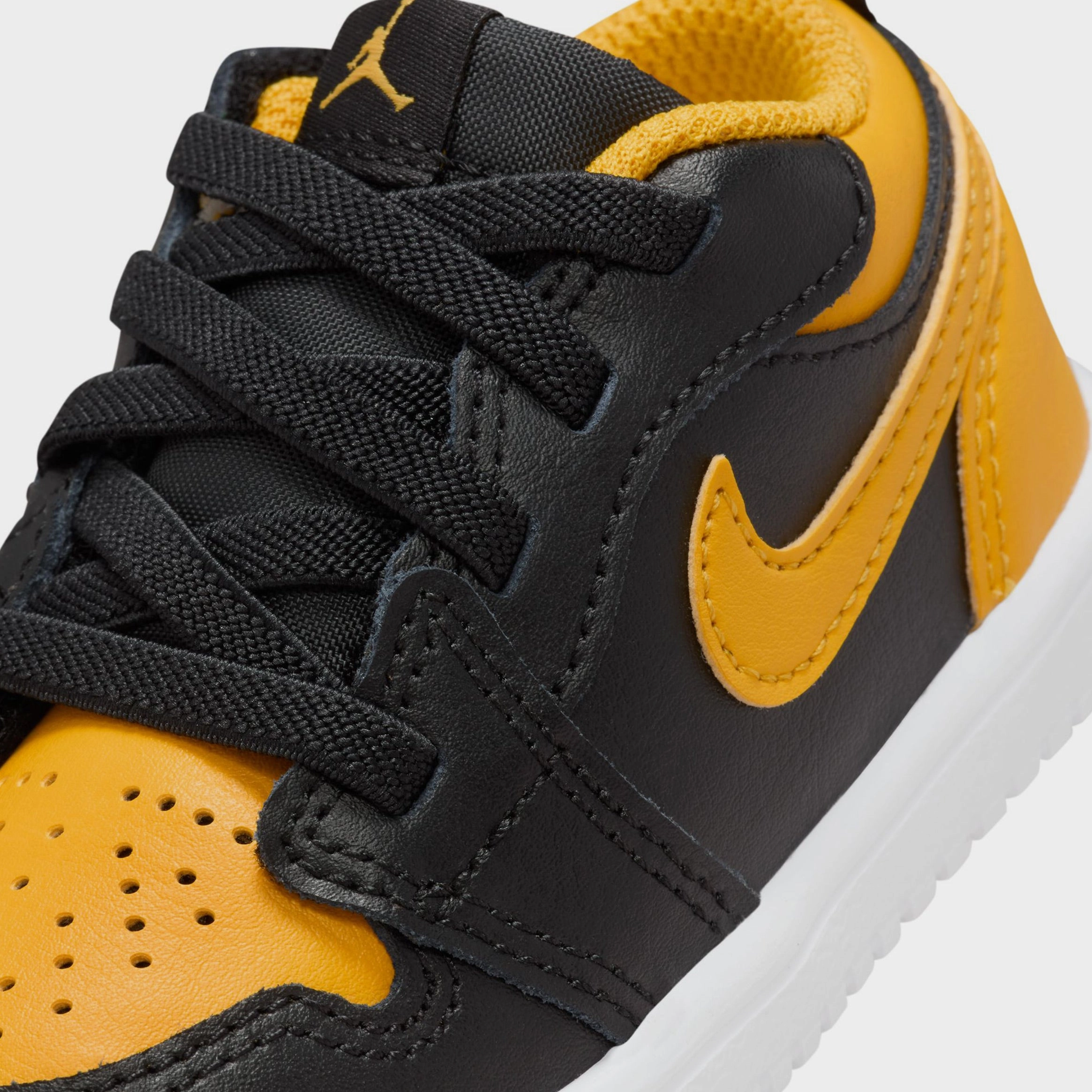Air Jordan 1 Low Alt Infant Toddler Lifestyle Shoes (Black/White/Yellow Ochre) Air Jordan 1 original design shoes