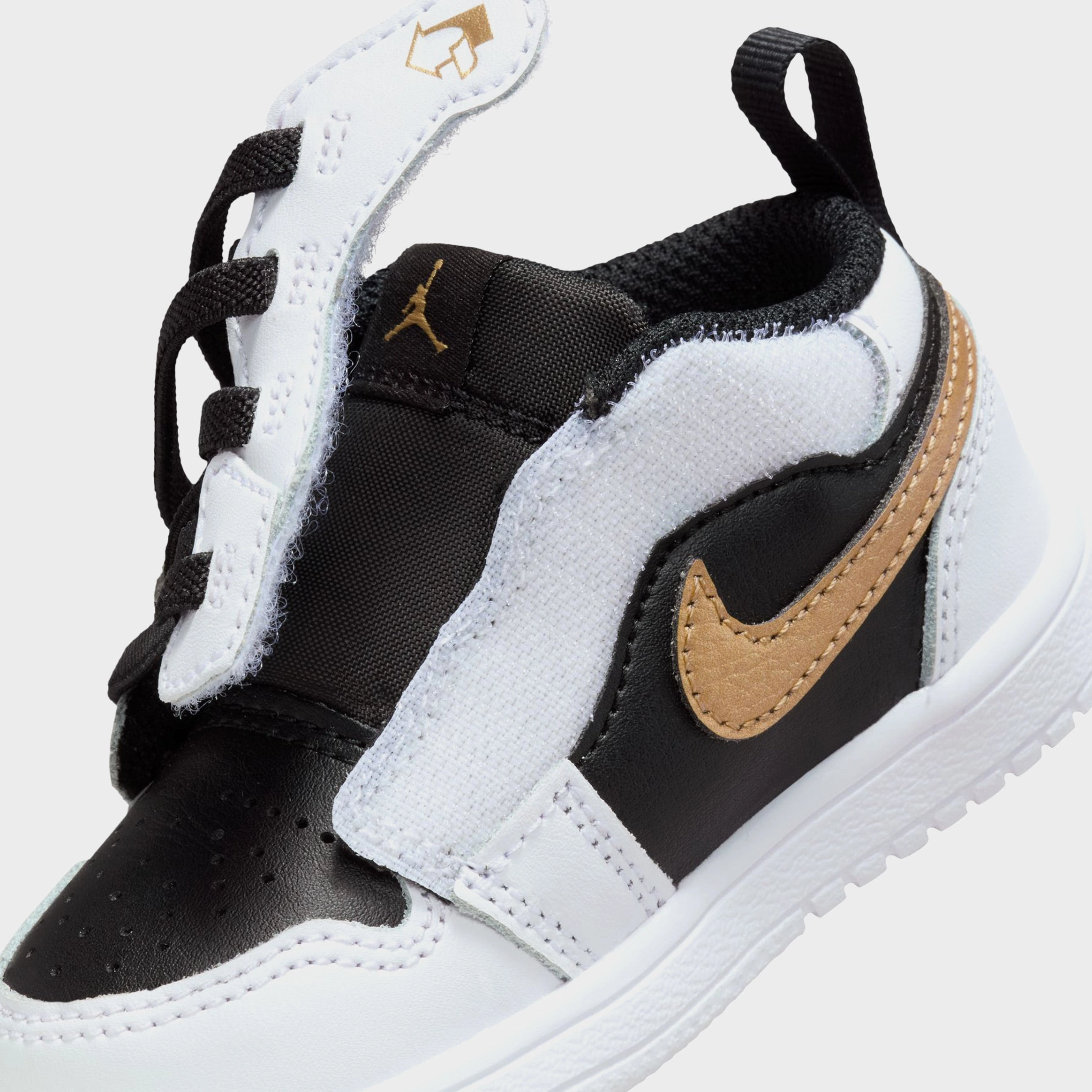 Air Jordan 1 Low Alt Infant Toddler Lifestyle Shoes (White/Black/Metallic Gold) Air Jordan 1 original design shoes
