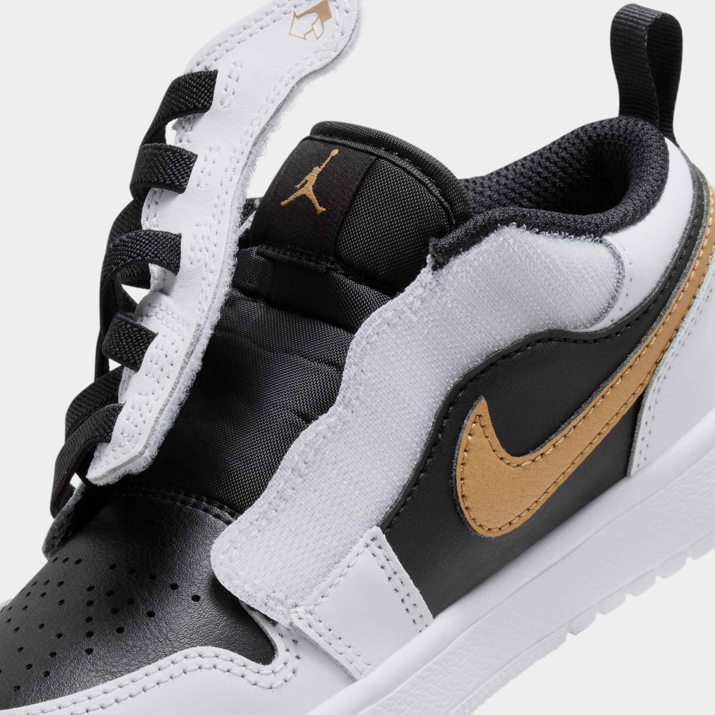 Air Jordan 1 Low ALT Preschool Lifestyle Shoes (White/Black/Metallic Gold) Air Jordan 1 original design shoes