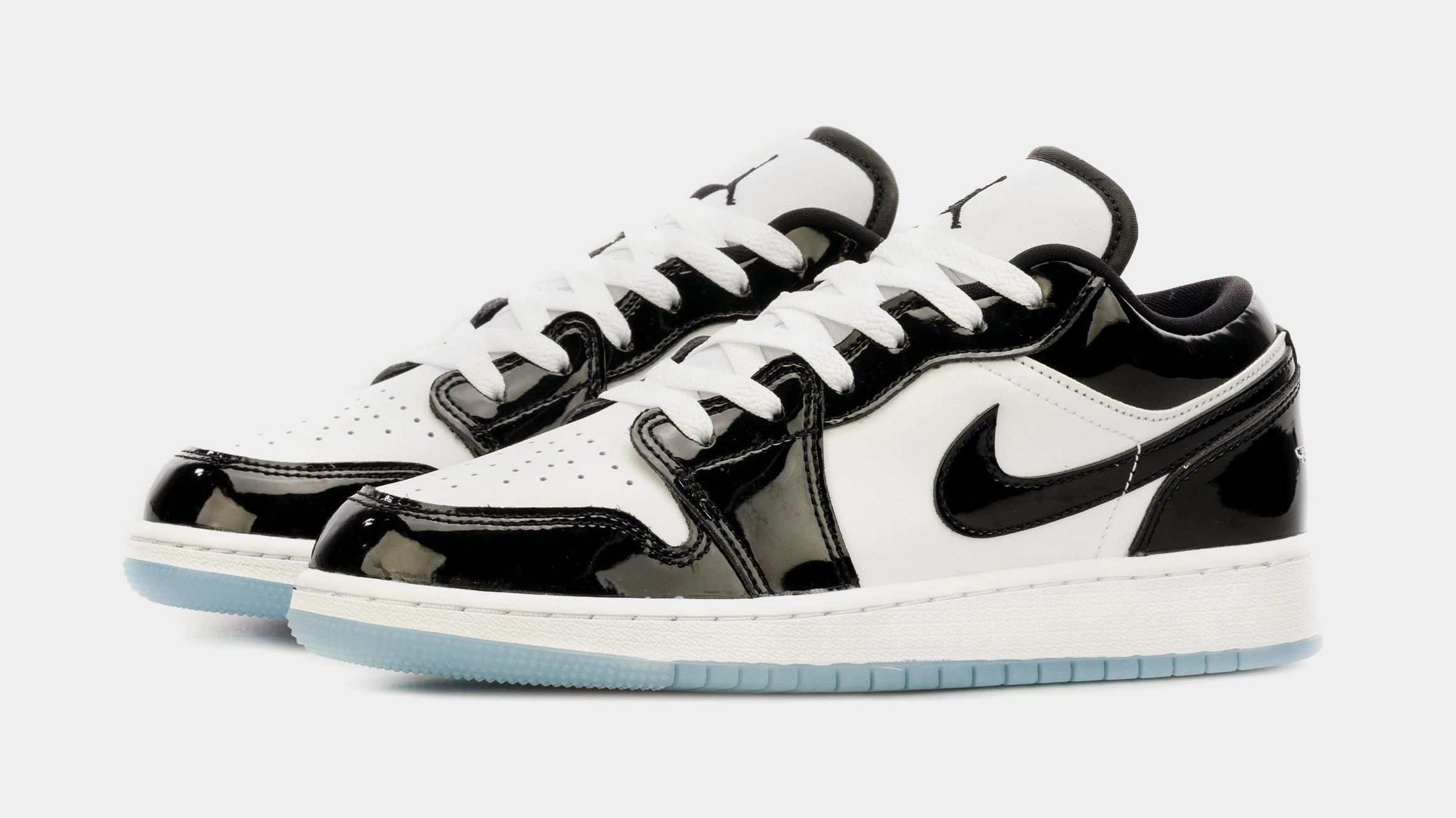 Air Jordan 1 Low Concord Grade School Lifestyle Shoes (Black/White) Free Shipping Air Jordan 1 original design shoes