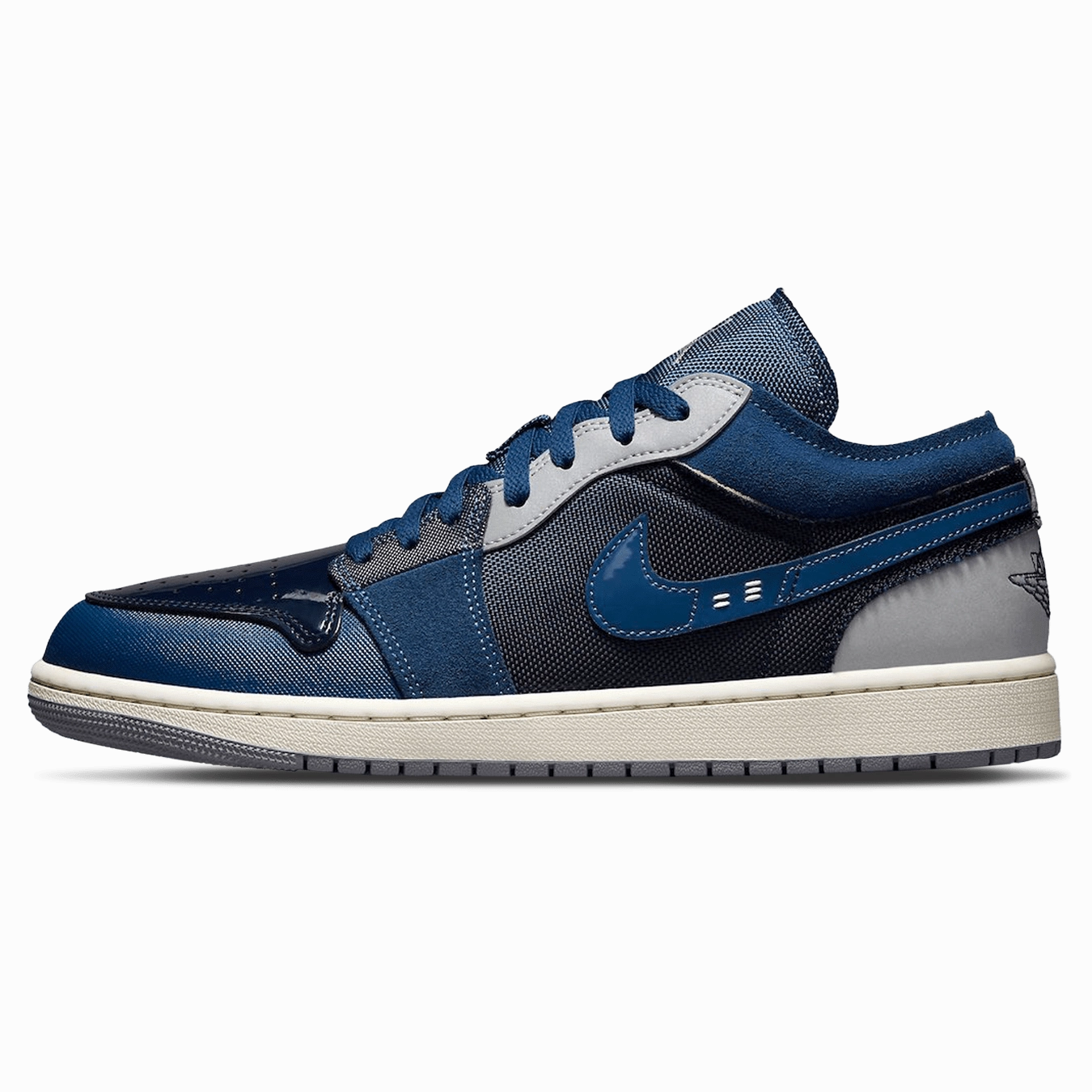 Air Jordan 1 Low Craft 'Obsidian' Air Jordan 1 sneakers with heritage court style
