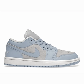 Air Jordan 1 Low Football Gray Aluminum Air Jordan 1 Low shoes with sleek lifestyle appeal