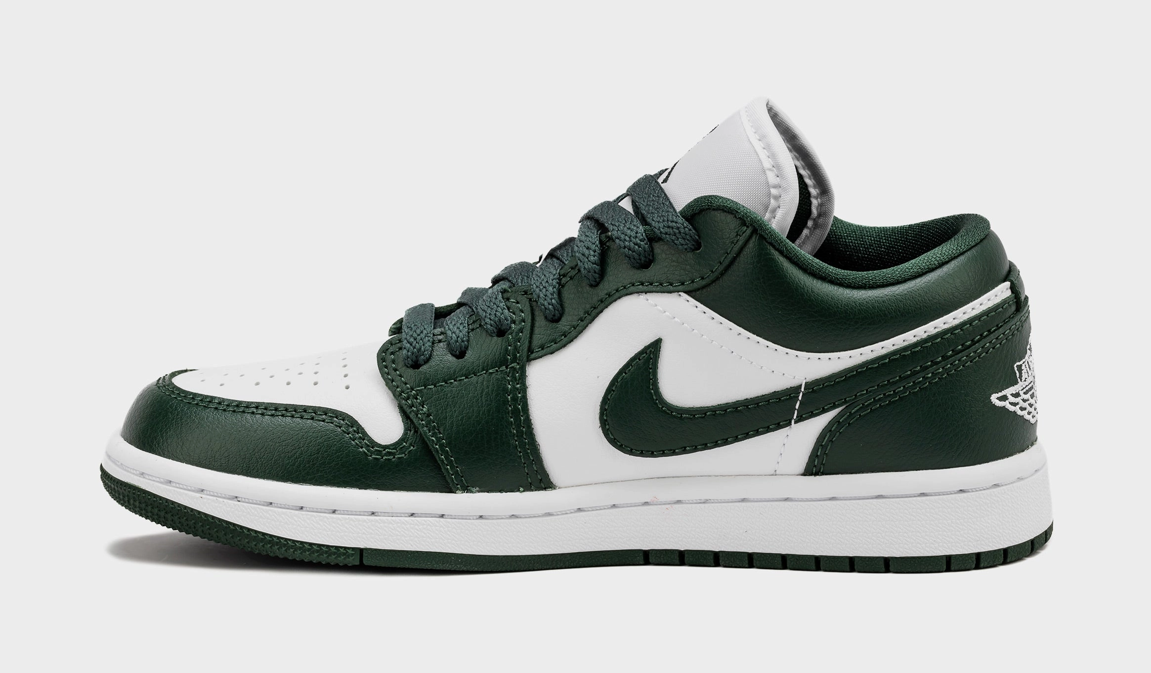 Air Jordan 1 Low Galactic Jade Womens Lifestyle Shoes (White/Galactic Jade) Air Jordan 1 original design shoes