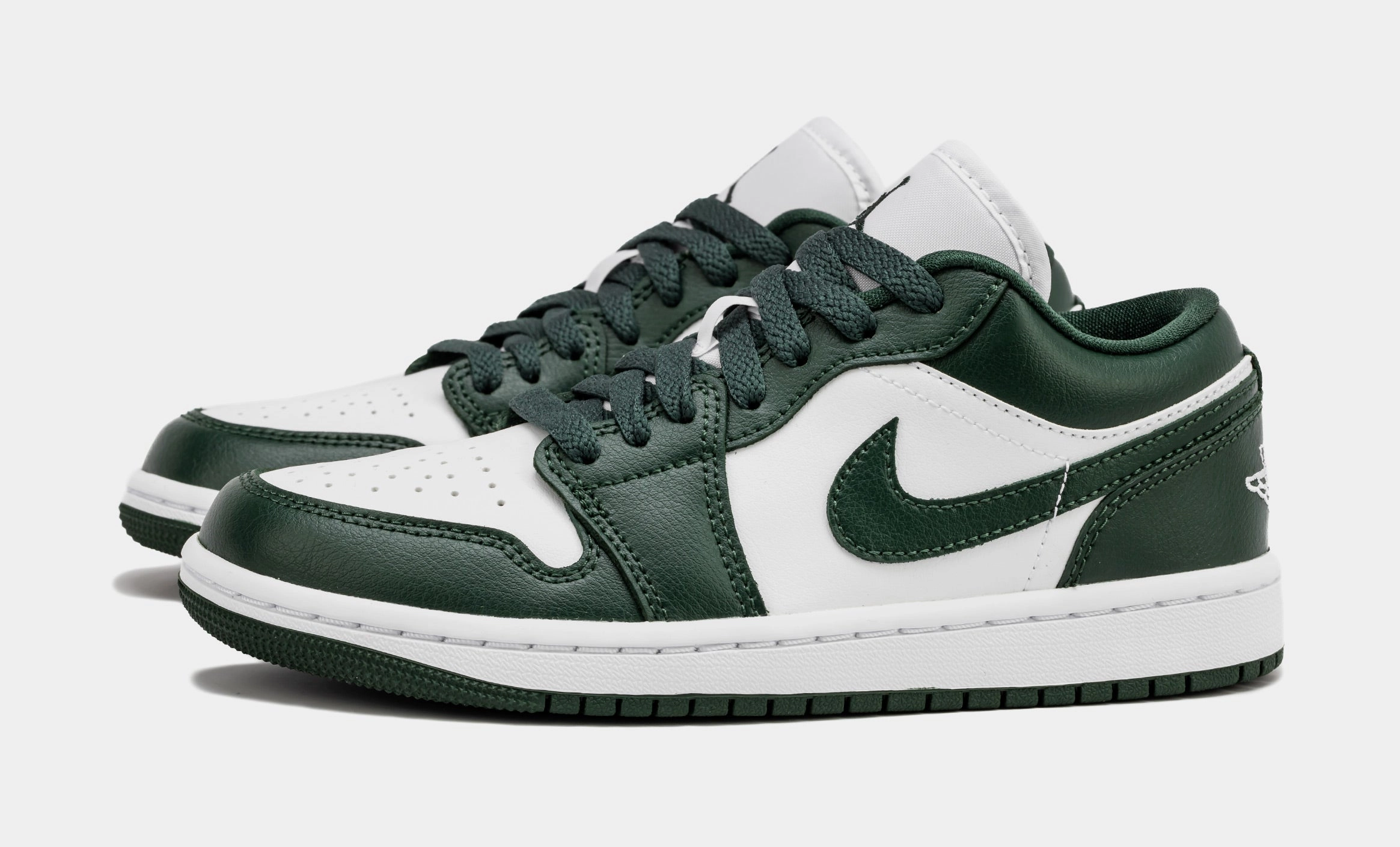 Air Jordan 1 Low Galactic Jade Womens Lifestyle Shoes (White/Galactic Jade) Air Jordan 1 original design shoes