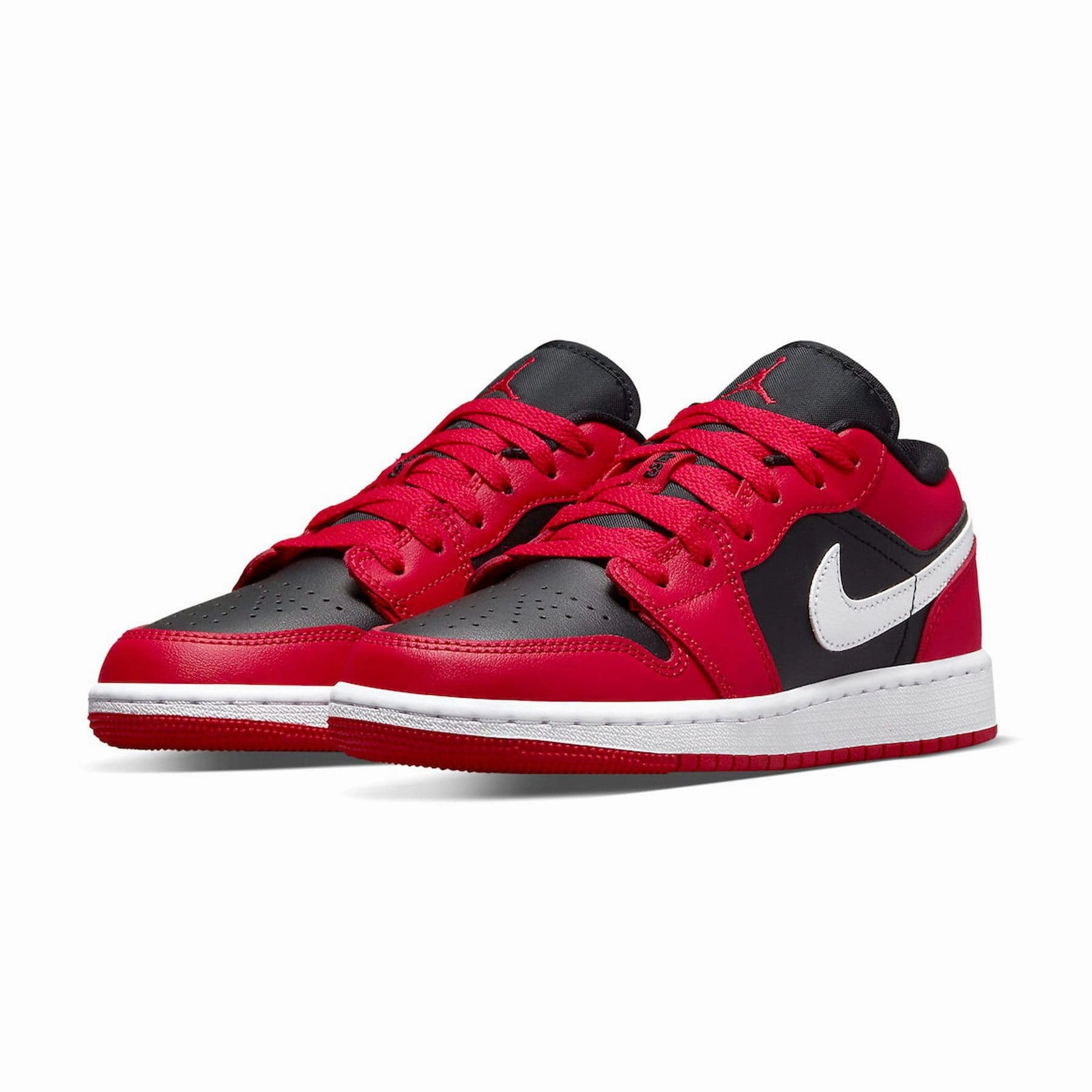 Air Jordan 1 Low GS 'Black Very Berry' Air Jordan 1 Low lifestyle shoes