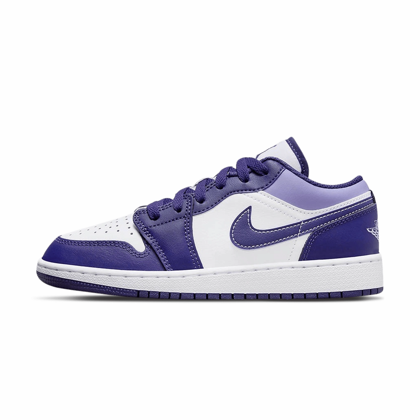 Air Jordan 1 Low GS 'Blueberry' Air Jordan 1 Low sneakers perfect for casual outfits
