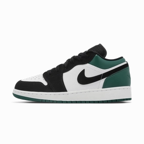 Air Jordan 1 Low GS 'Mystic Green' Air Jordan 1 sneakers with heritage court style