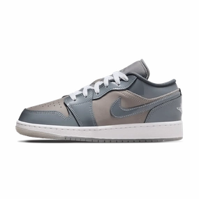 Air Jordan 1 Low GS 'Patent Cool Grey' Air Jordan 1 sneakers with heritage court style
