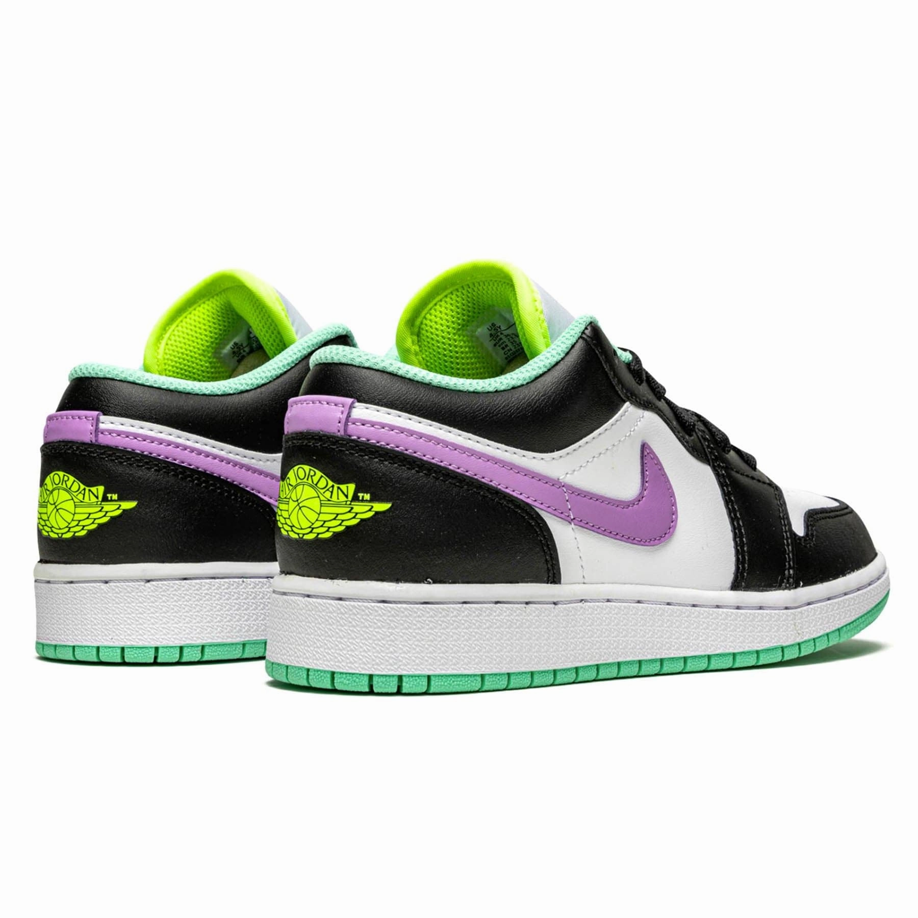 Air Jordan 1 Low GS 'White Violet Shock' Air Jordan 1 vintage style sneakers