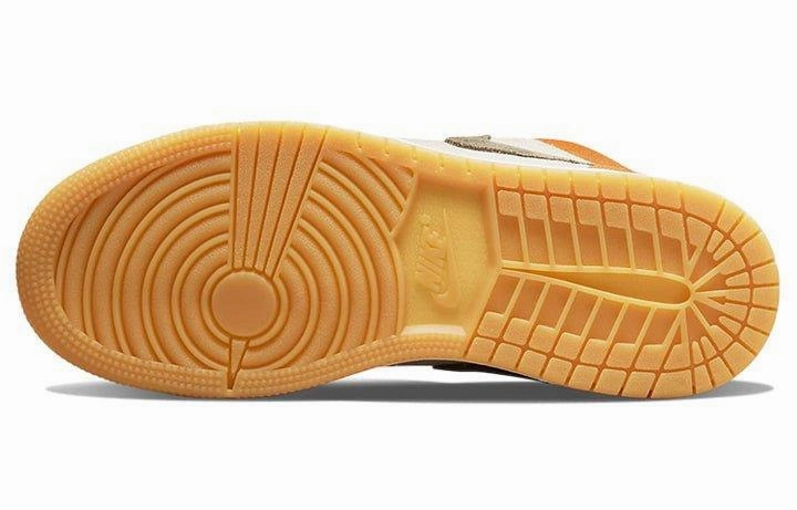 Air Jordan 1 Low Light Curry Air Jordan 1 Low casual sneakers