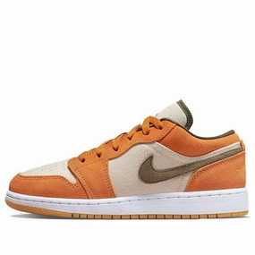 Air Jordan 1 Low Light Curry Air Jordan 1 Low shoes with sleek lifestyle appeal