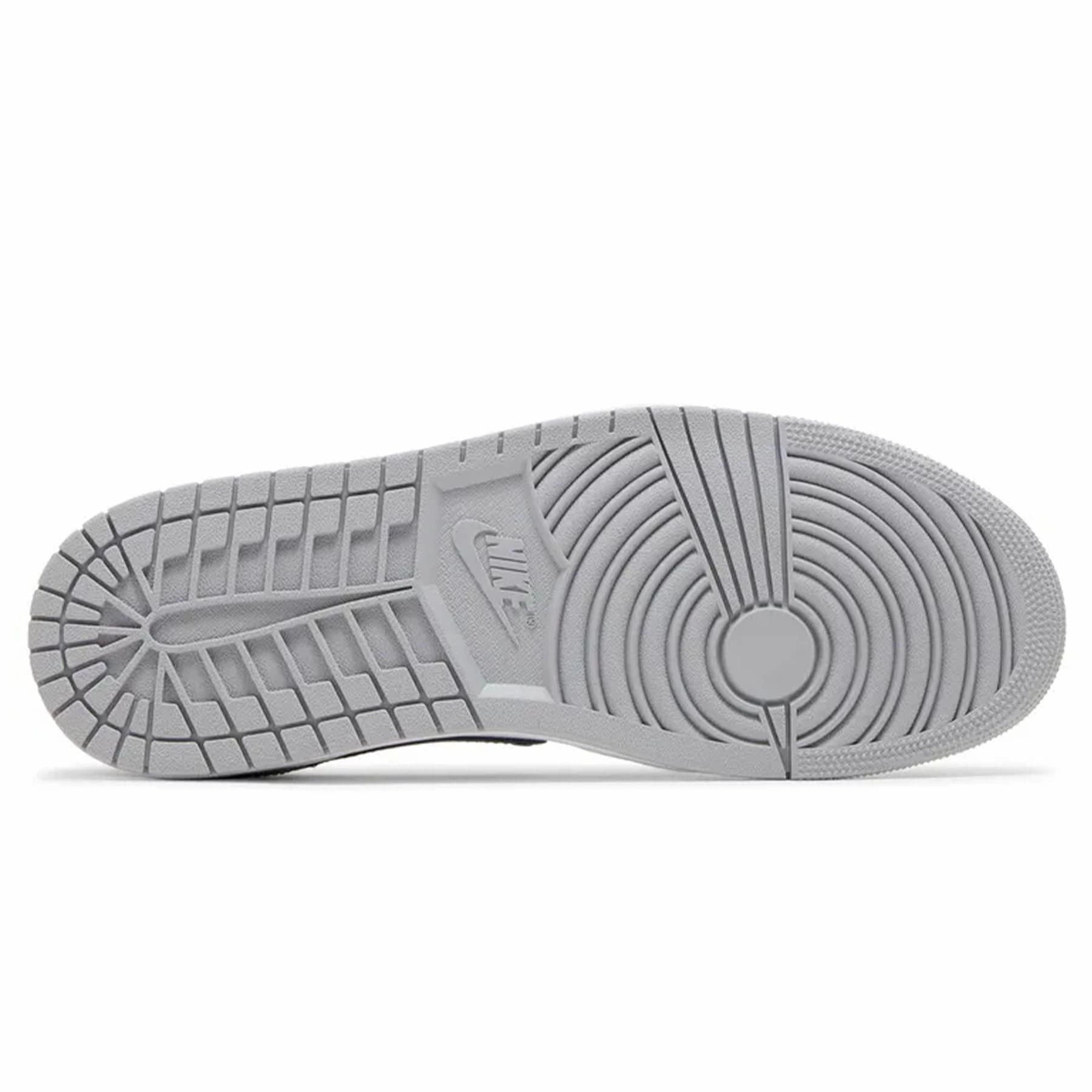Air Jordan 1 Low OG 'Barons' Air Jordan 1 classic sneakers