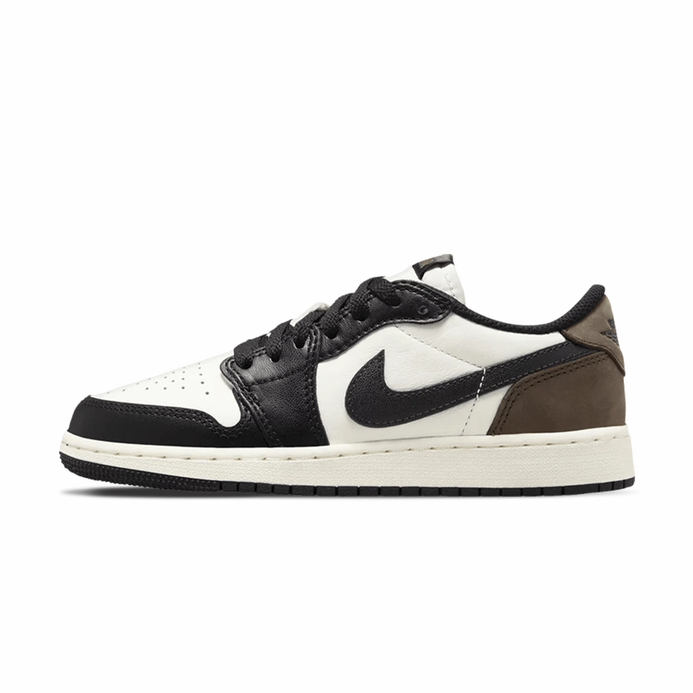 Air Jordan 1 Low OG GS 'Mocha' Air Jordan 1 Low sneakers perfect for casual outfits