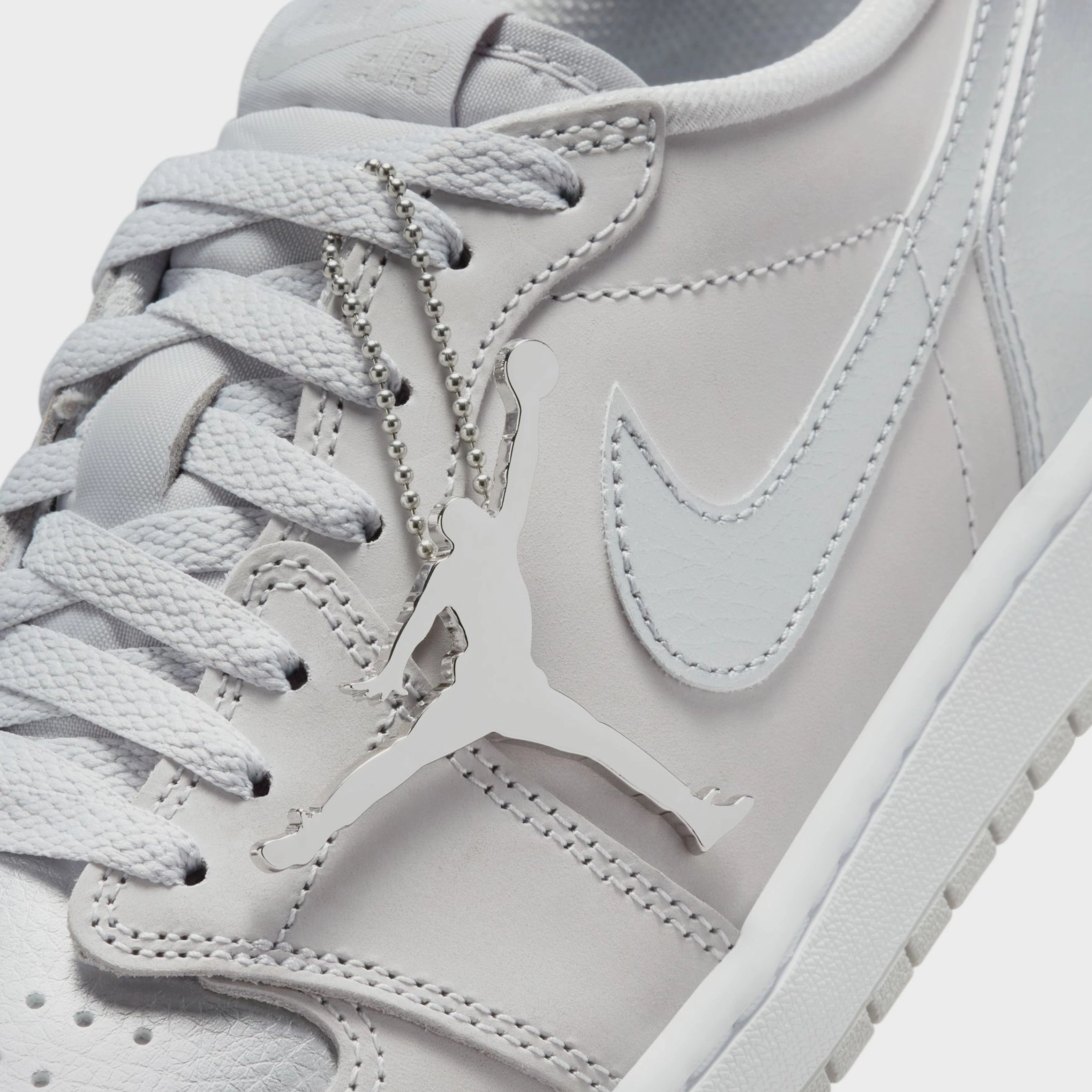 Air Jordan 1 Low OG Metallic Silver Mens Lifestyle Shoes (Neutral Grey/White/Metallic Silver) Air Jordan 1 original design shoes