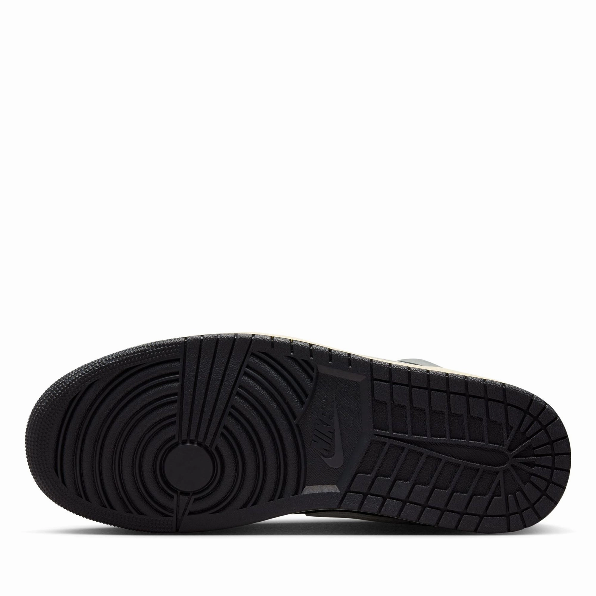 Air Jordan 1 Low SE - Light Smoke Grey/Black Air Jordan Basketball Shoes for Performance